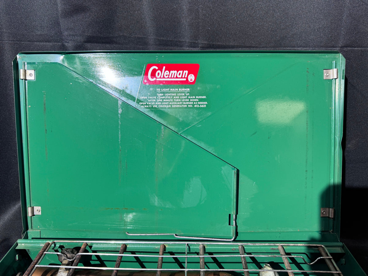 Vintage Coleman Model 425C 2-Burner Camp Stove – 1961–1964