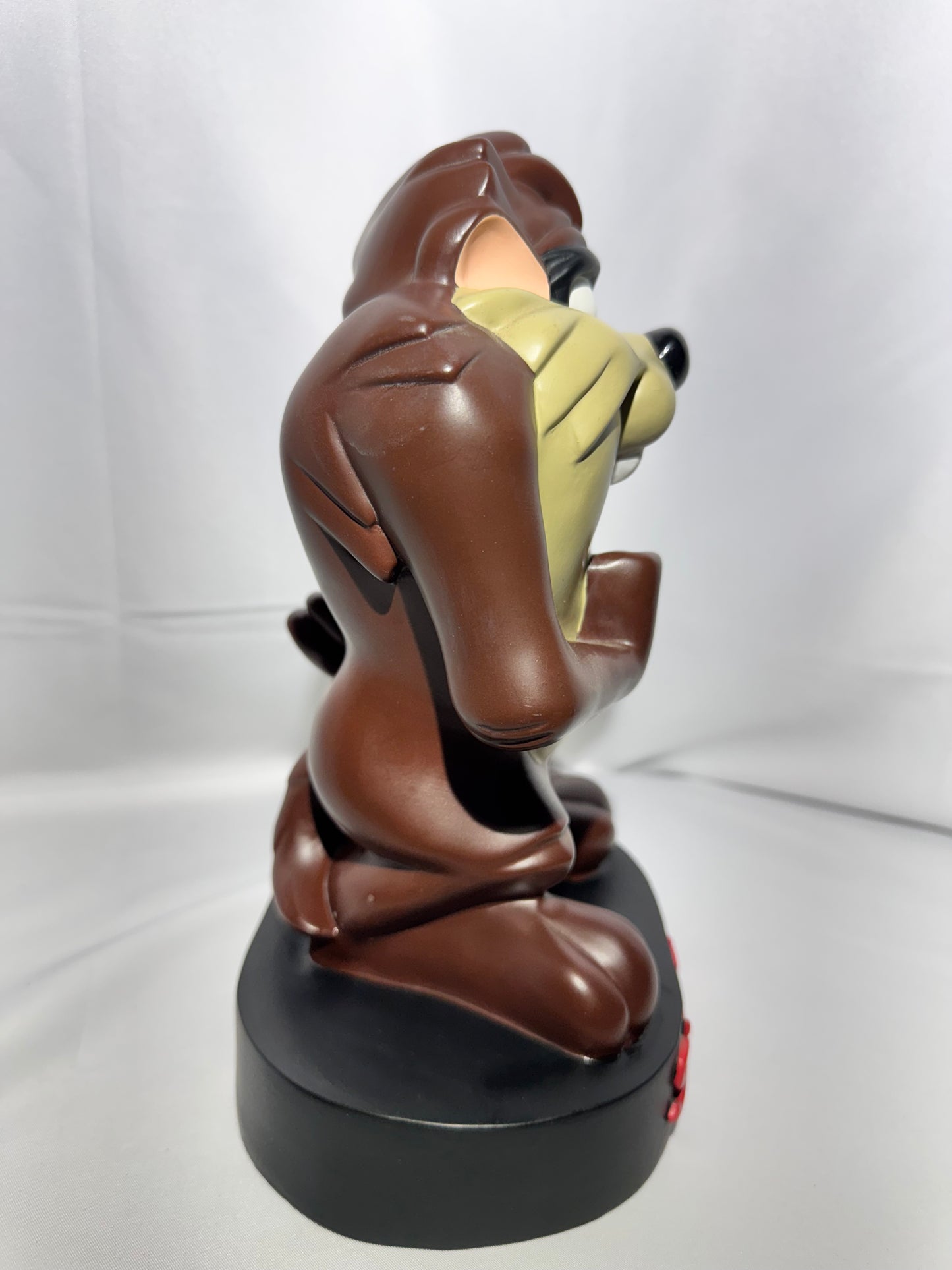 Vintage 1997 Warner Bros. Looney Tunes Taz Coin Bank – Six Flags (10 1/2”)