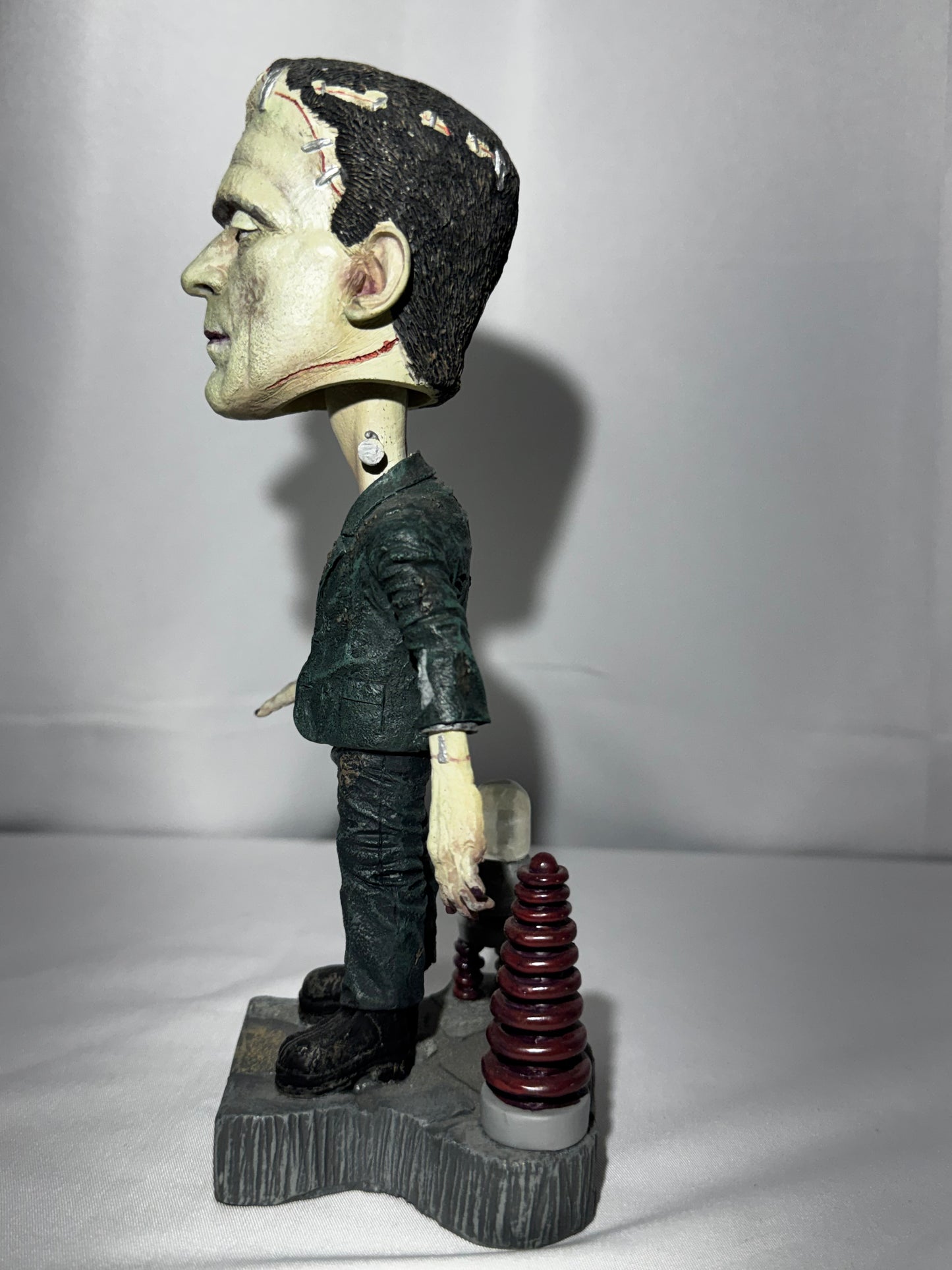 NECA Universal Monsters Frankenstein Head Knocker Bobblehead Figure 2006 w/Box