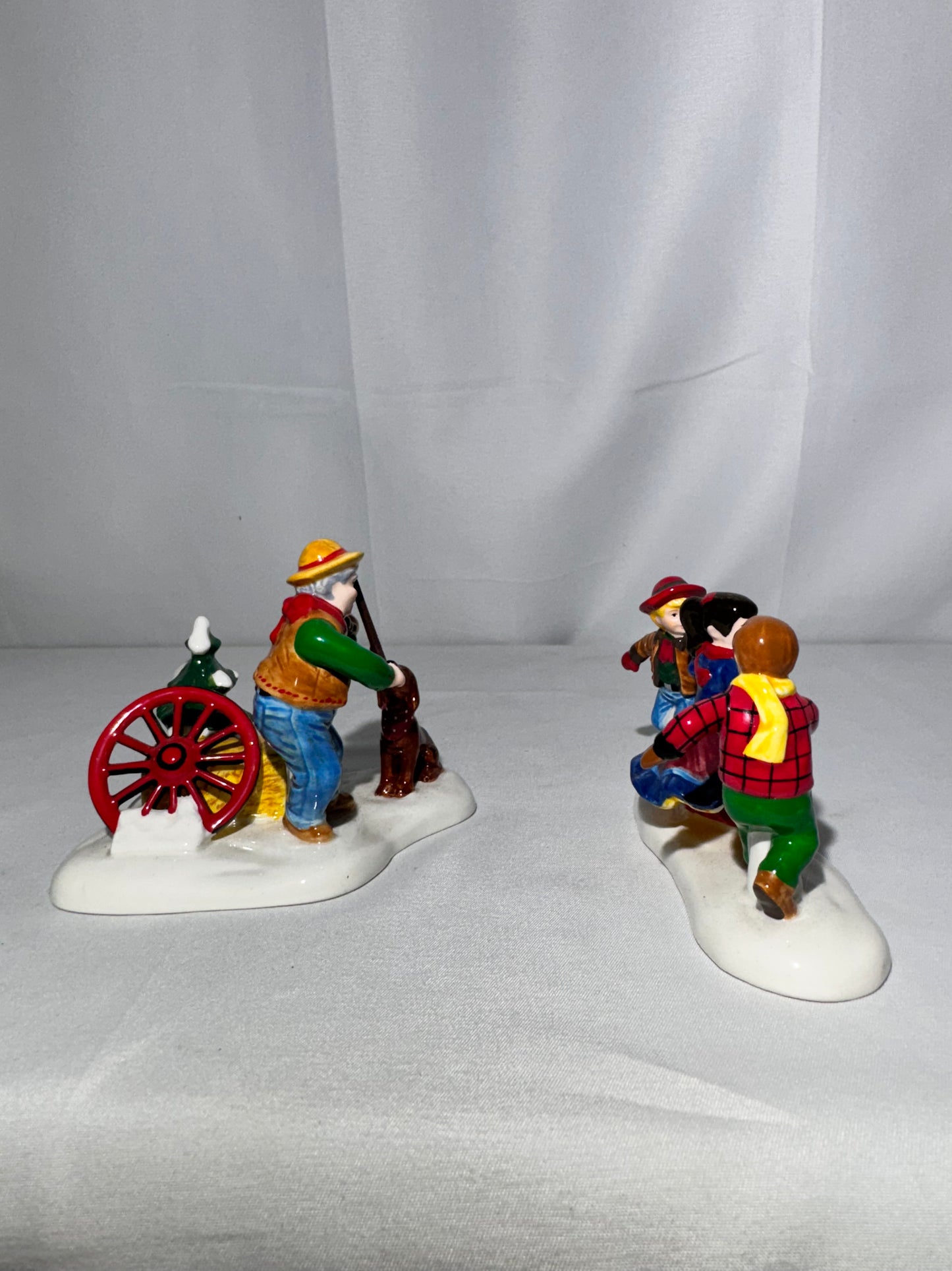 Dept.56 “At the barn dance, It’s Allemande Left” Snow village accessories