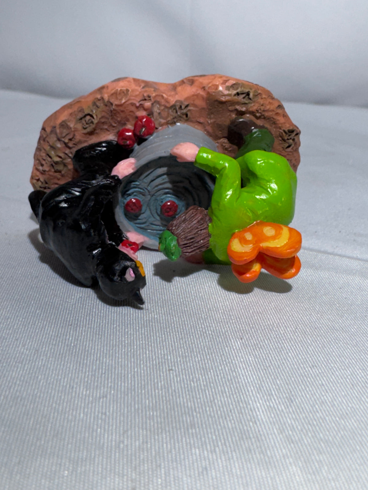 Lemax Spooky Town Bobble Heads #52008 – Retired 2005 Halloween Village Figurine