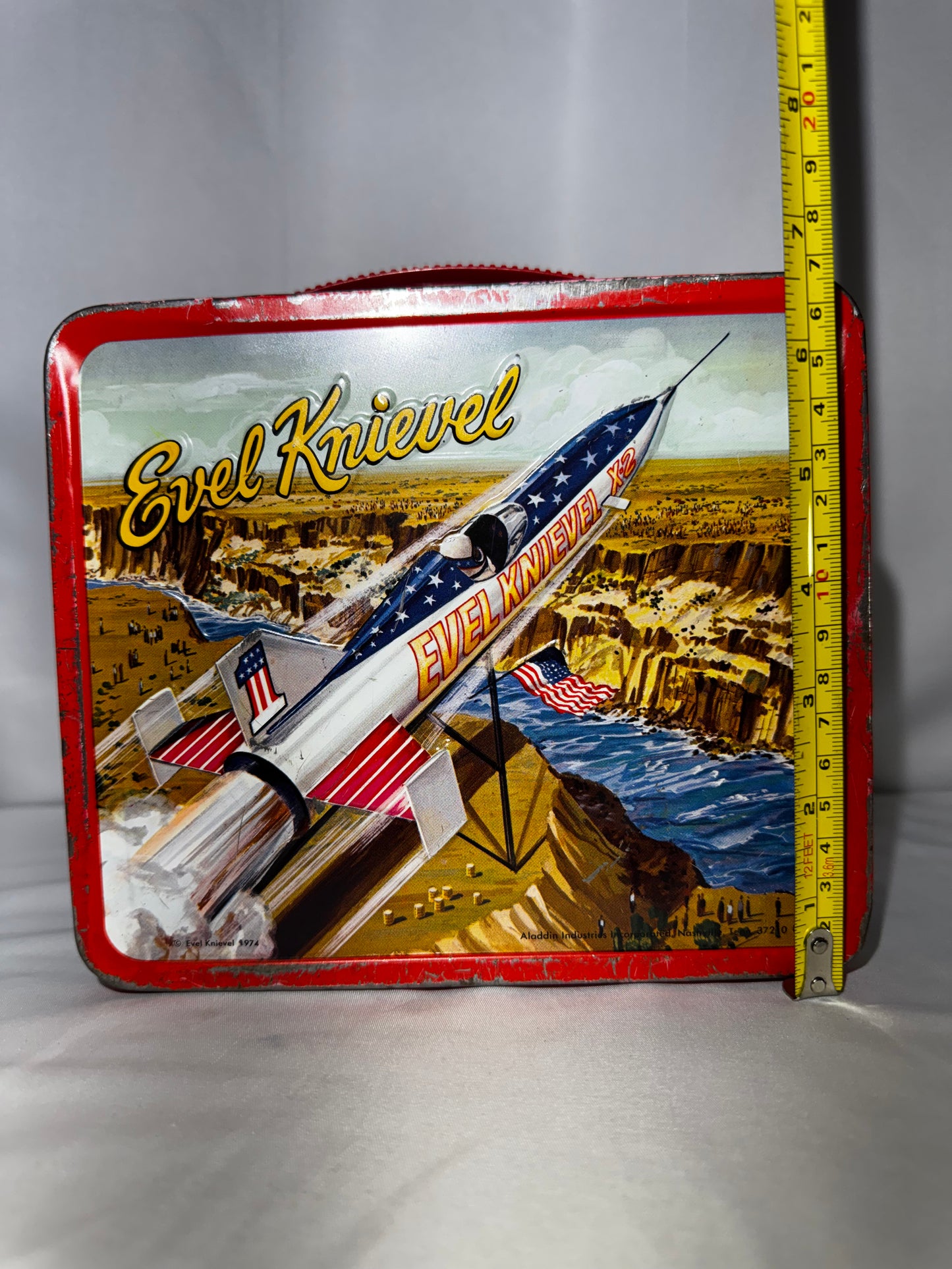 Vintage 1974 Evel Knievel Metal Lunchbox & Thermos Aladdin Rocket Stunt Scene