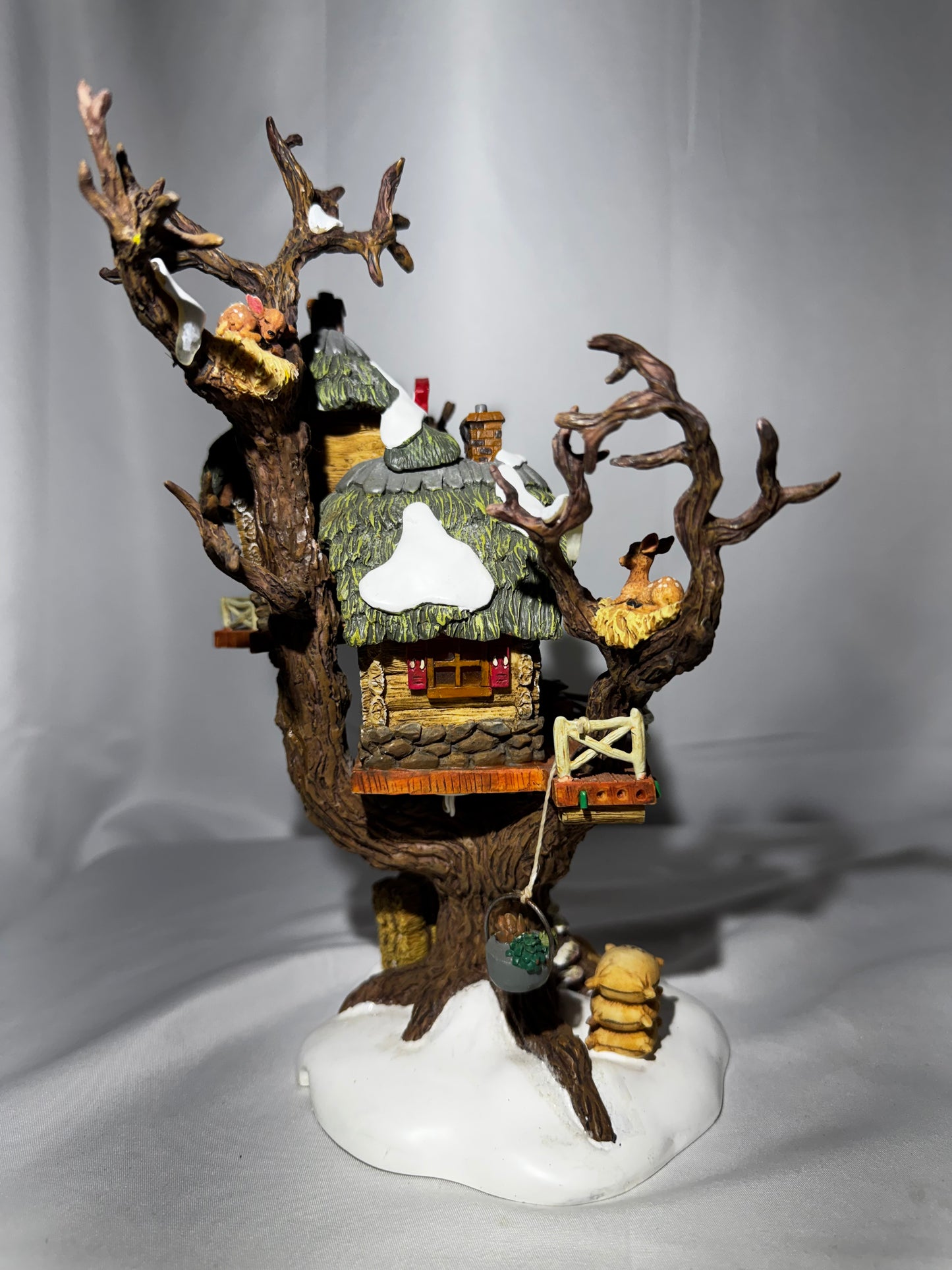 Department 56 North Pole Woods “Reindeer Care & Repair” Lit Building – Item #56.56882