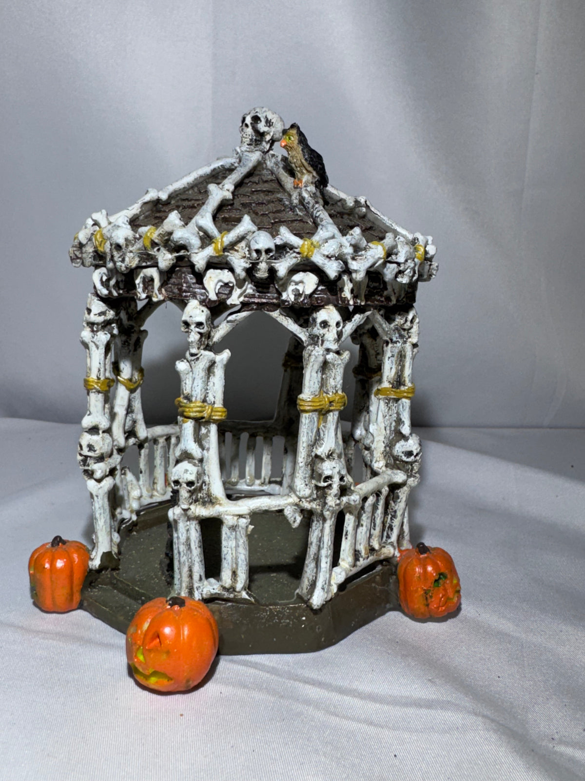 Lemax Spooky Town Skeleton Gazebo #73609 — Retired 2007 Halloween Village