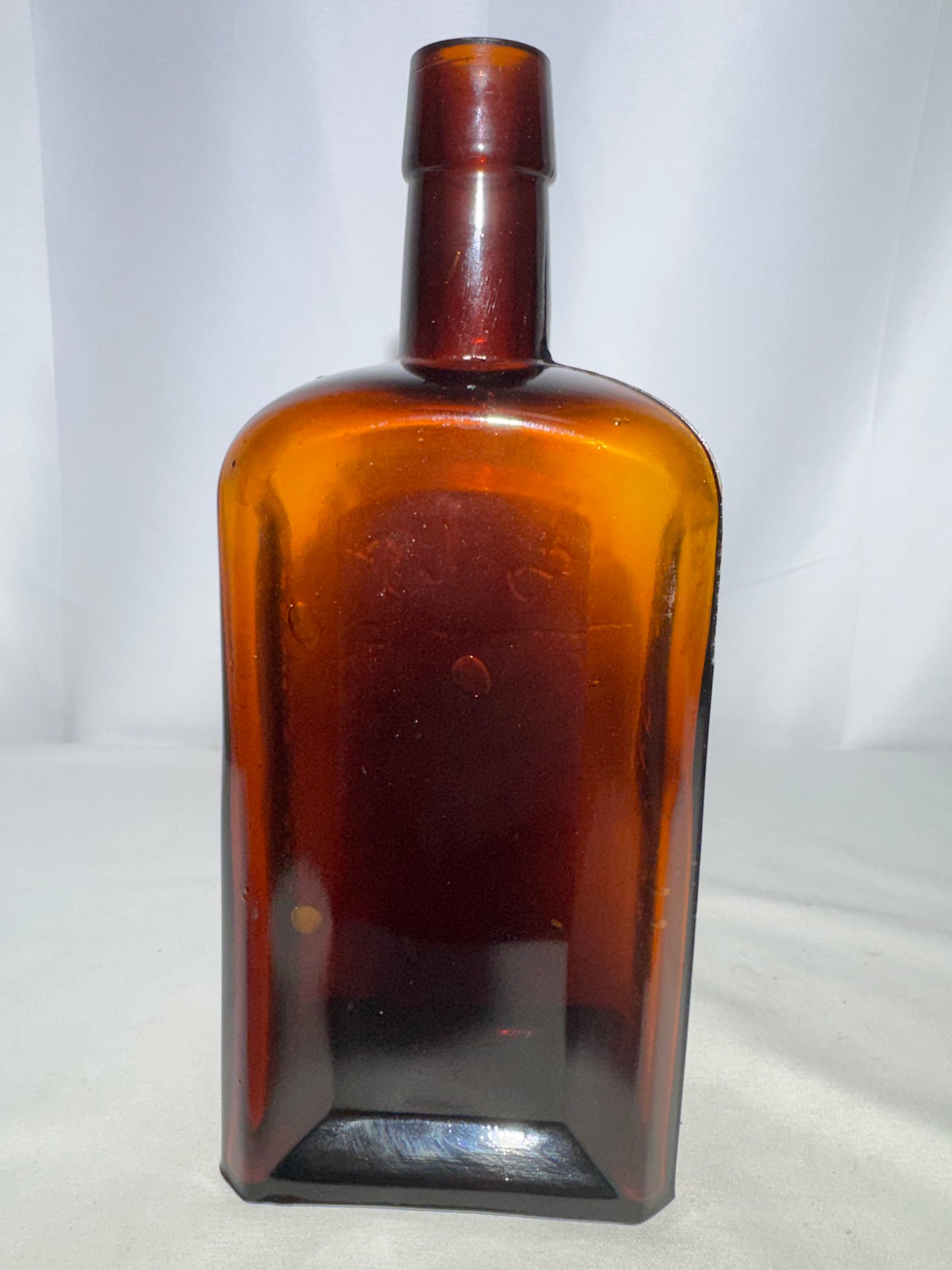 Vintage Amber Glass “S.J.S. For The Blood” Bottle – Gerstle Medicine Co., Chattanooga, Tenn.
