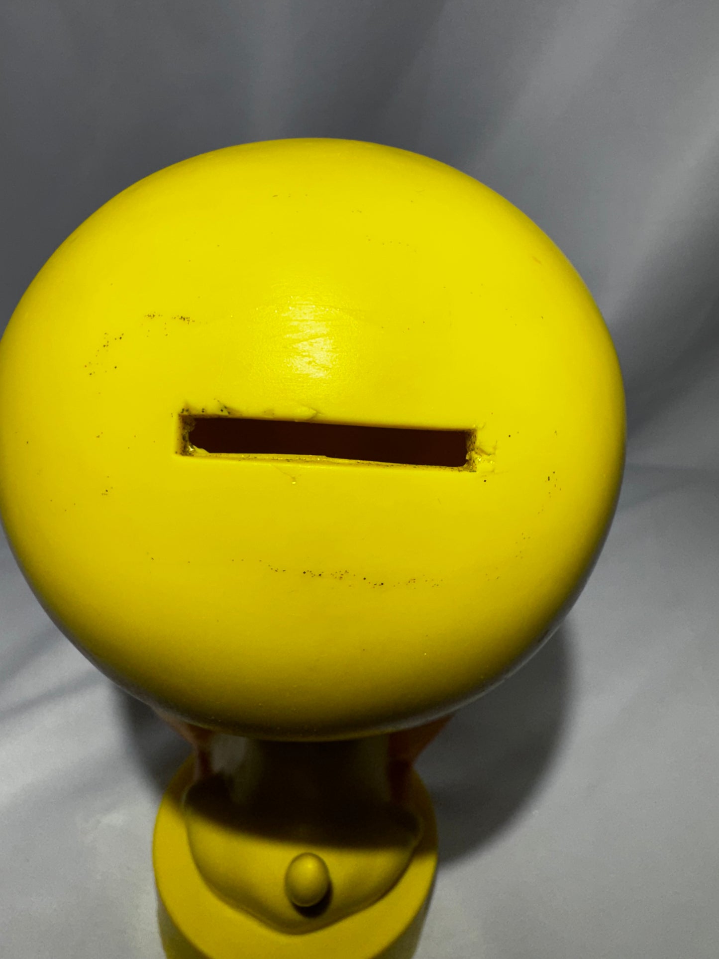 1996 Six Flags Warner Bros Tweety Bird Piggy Bank Resin Plastic Coin Bank 7.5” Vintage