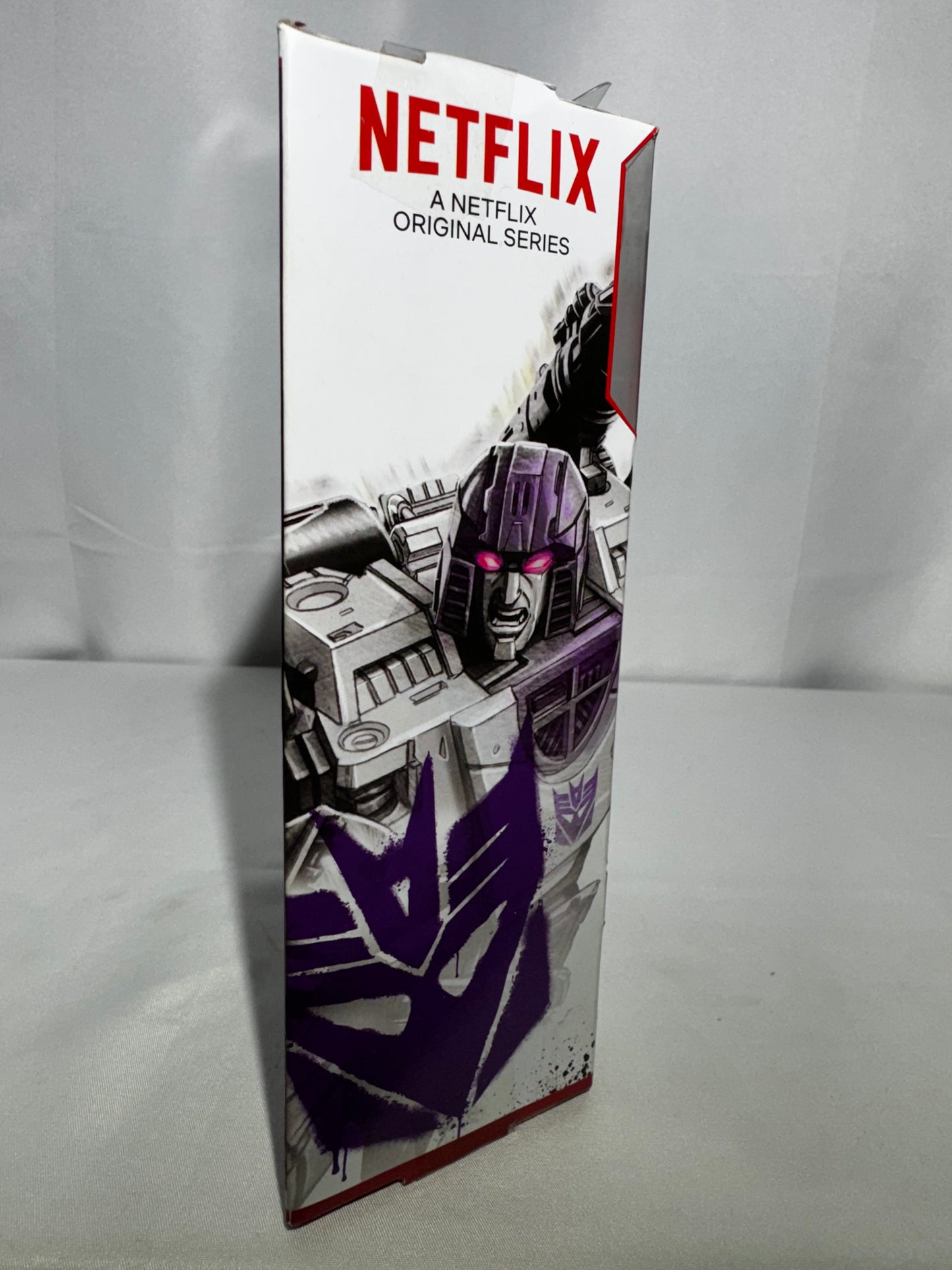Transformers Generations War for Cybertron Trilogy Netflix Deluxe Class Decepticon Mirage action figure