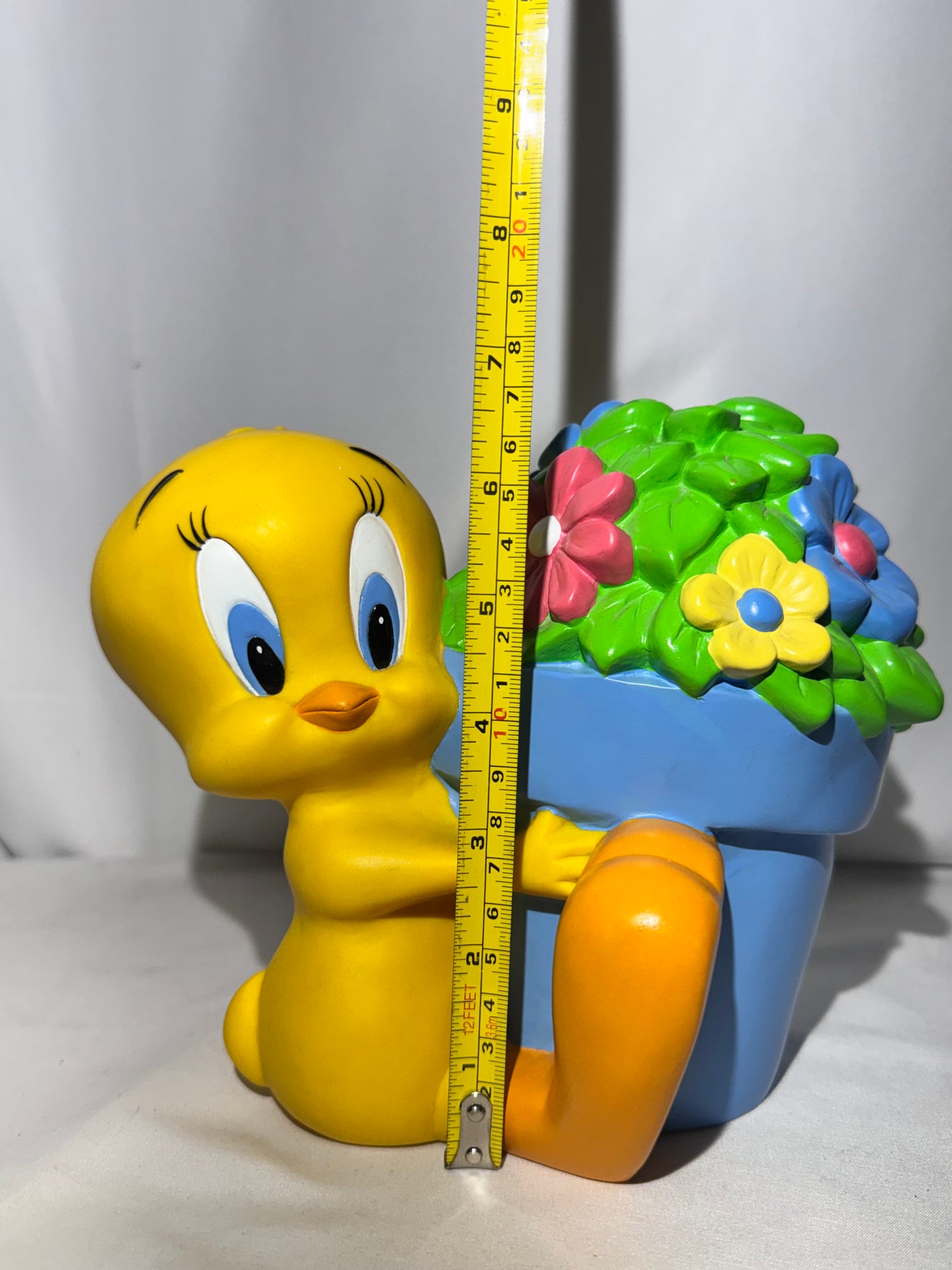 Vintage 1998 Warner Bros. Tweety Bird Coin Bank – Tweety Holding Flower Pot