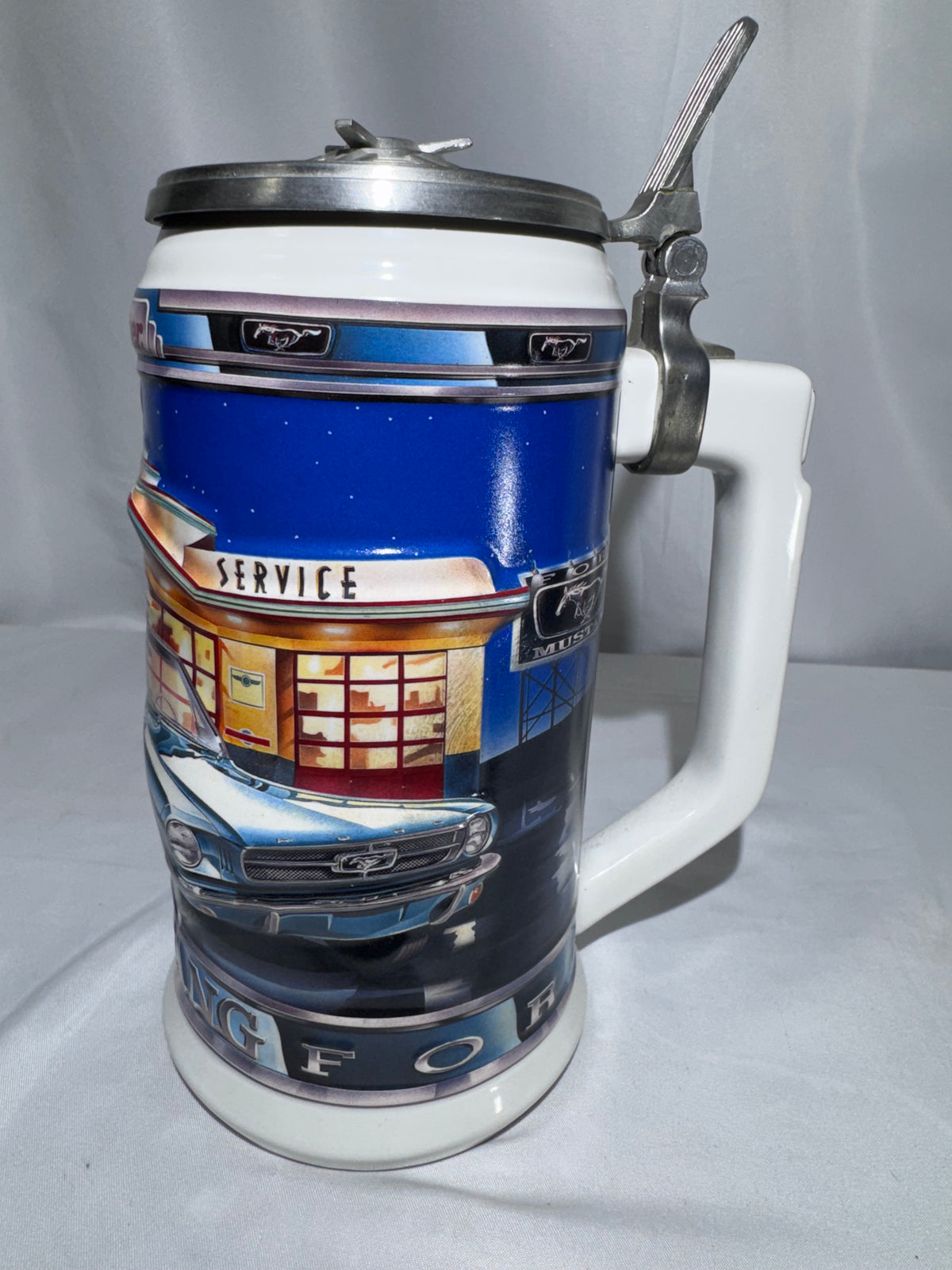 Budweiser 1964 1/2 Ford Mustang Convertible Beer Stein – Classic Car Series – 2000 – Box & COA