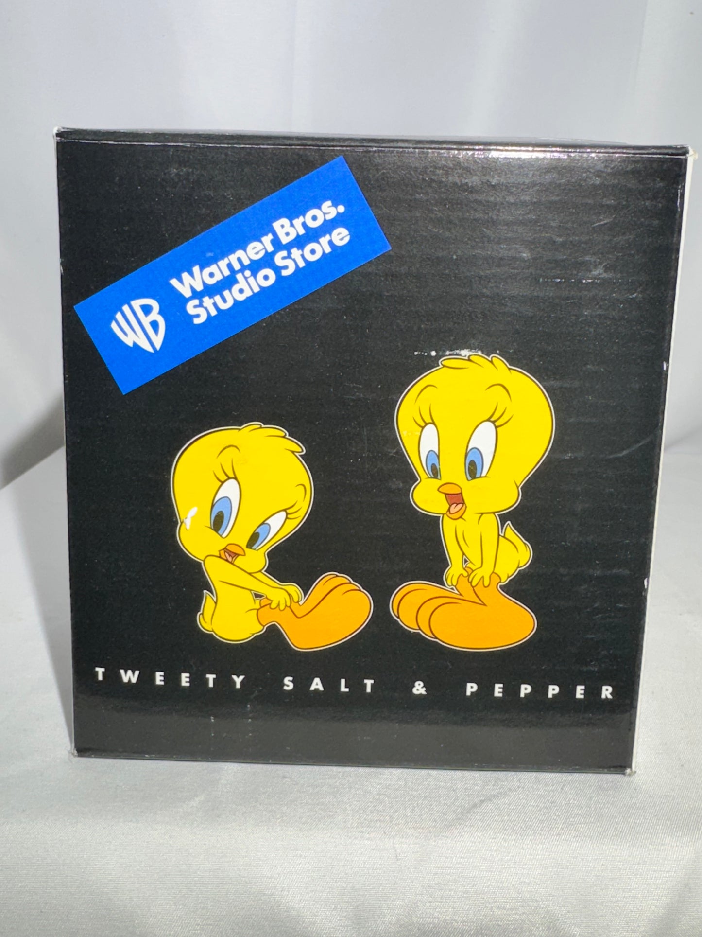 Tweety Bird Salt & Pepper Shaker Set – Warner Bros. Looney Tunes (1999)