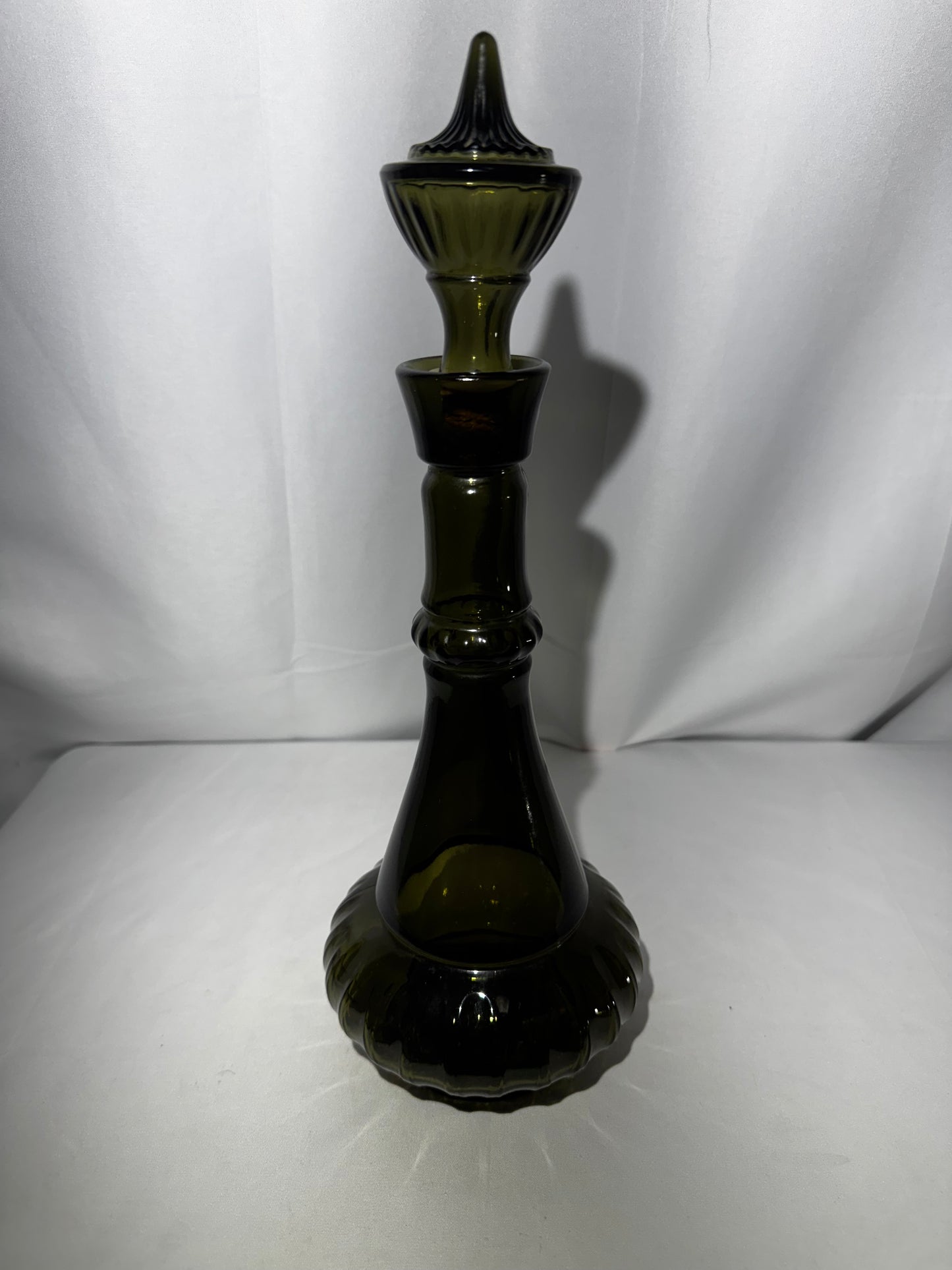 Vintage 1964 Jim Beam Smoky Green “I Dream of Jeannie” Genie Decanter – Christmas Edition