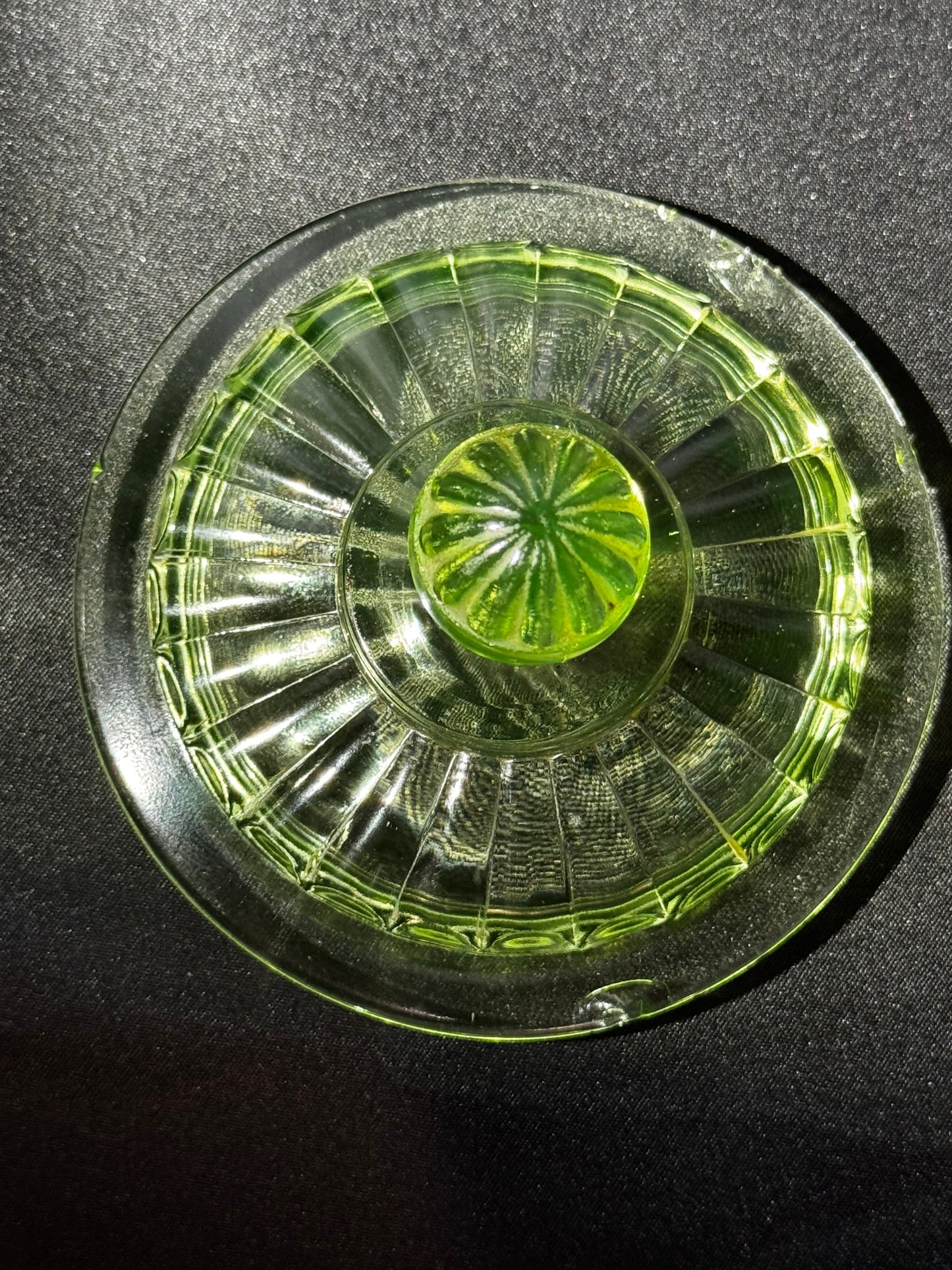 1930s Anchor Hocking Green Glass Kitchen Canister Original Lid Uranium Glass