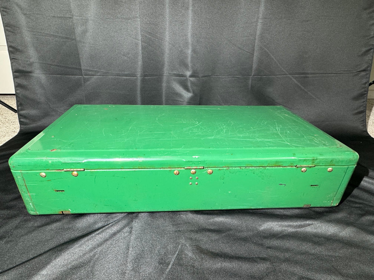 Vintage Coleman Model 426C 3-Burner Liquid Fuel Camp Stove – 1962–1964