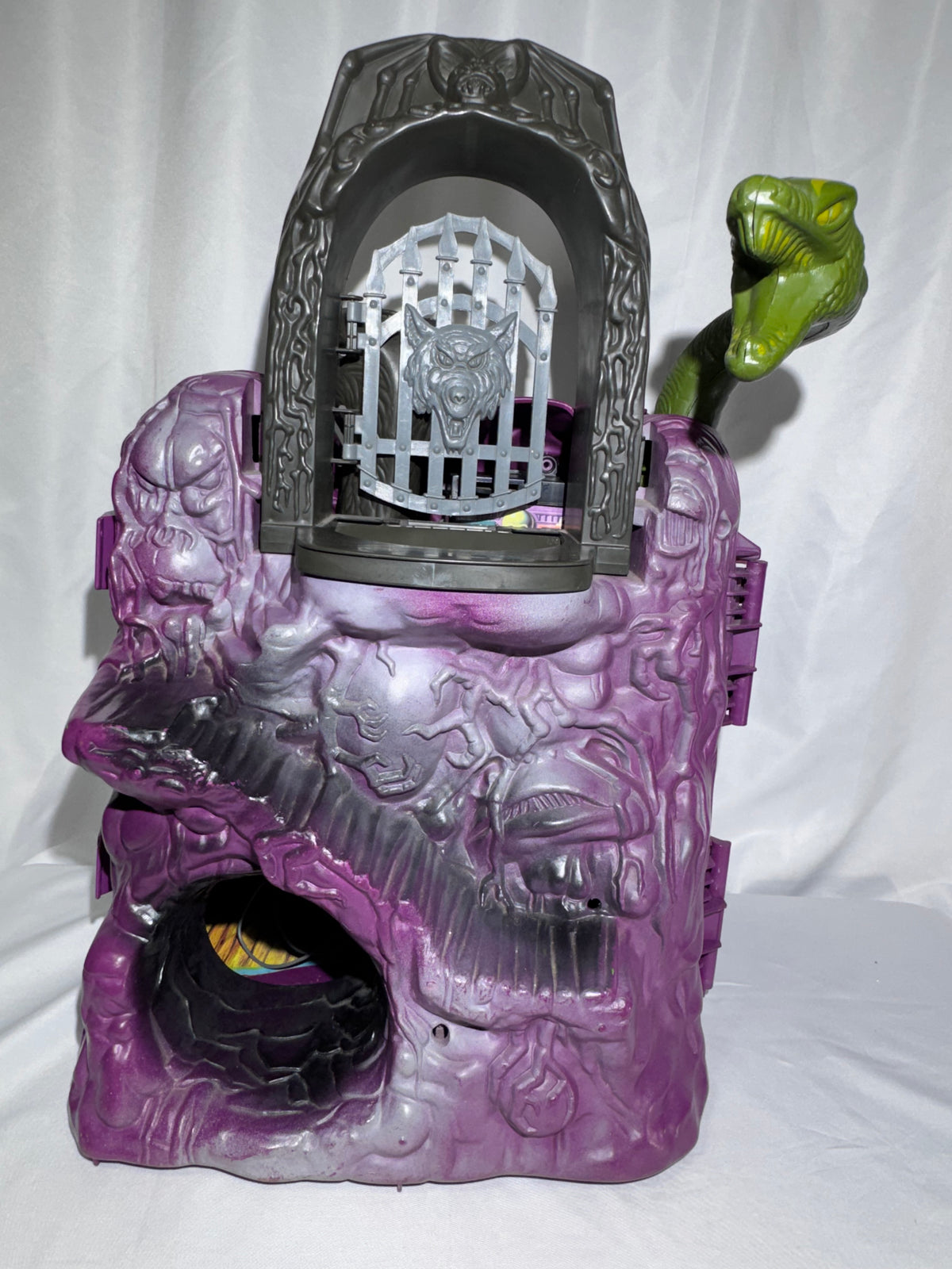 Vintage 1983/84 Mattel Masters of the Universe Snake Mountain Playset – Skeletor’s Lair Complete