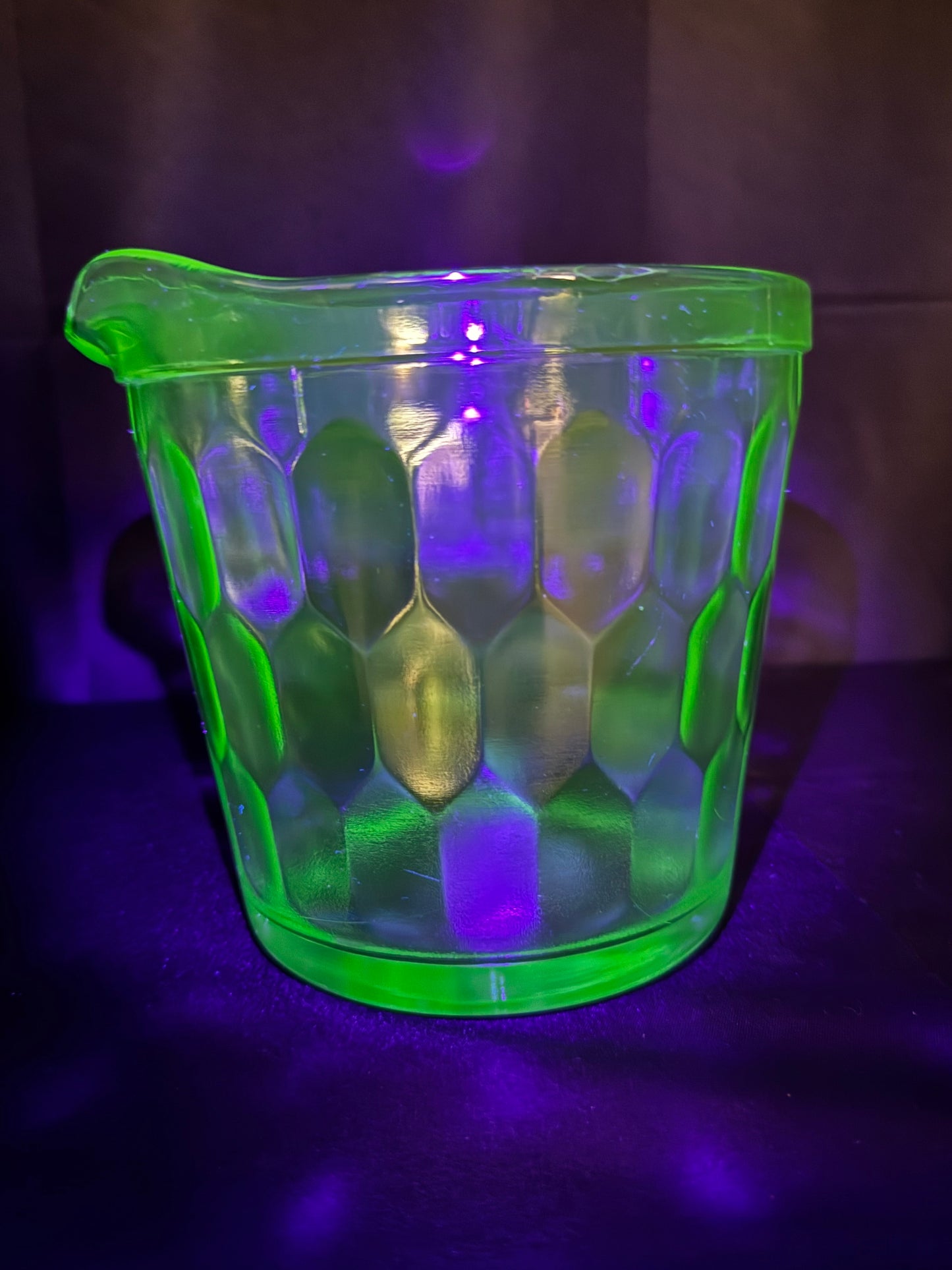 Vintage Jeannette Glass Green Uranium Glass Ice Bucket Hex Optic Honeycomb Depression Glass