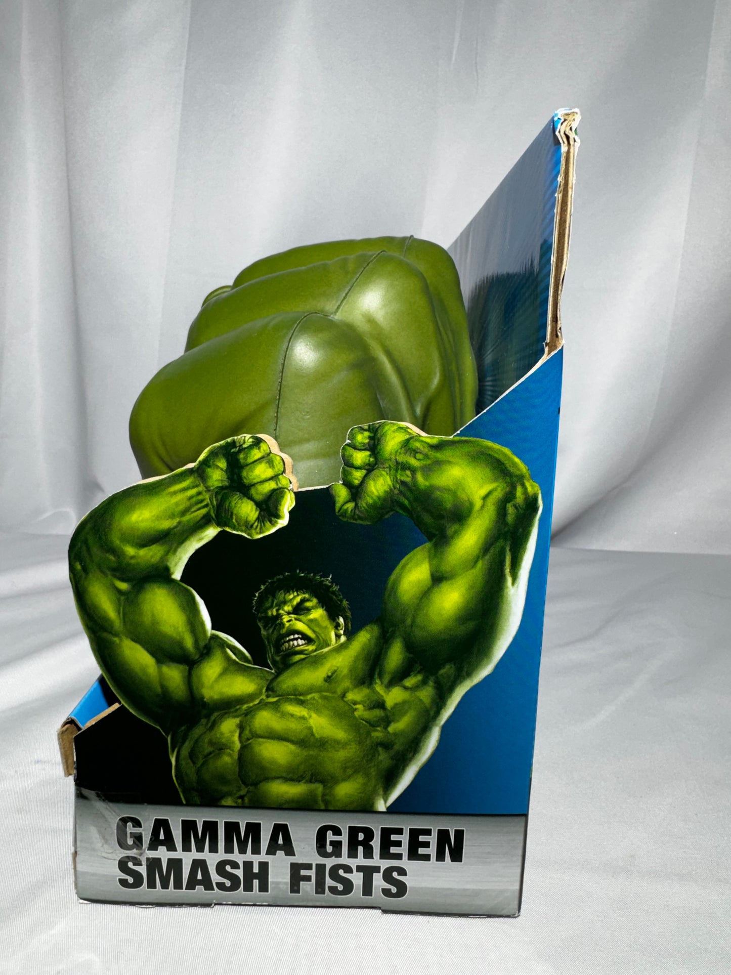 Hasbro Marvel Avengers Hulk Gamma Smash Fists Role Play Toy w/ Original Box Foam
