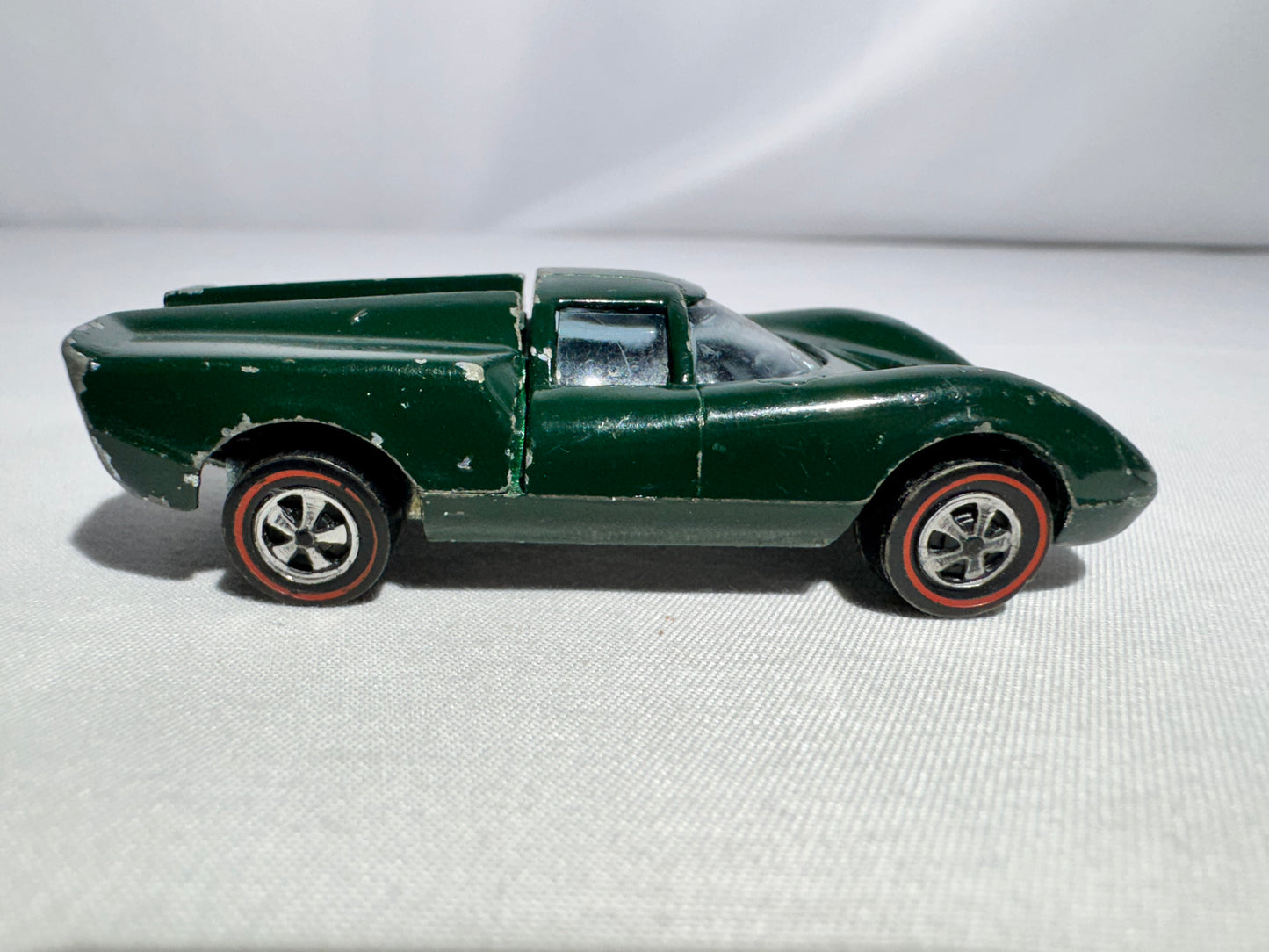 Hot Wheels Redline Lola GT70 – Dark Green – 1960s Vintage