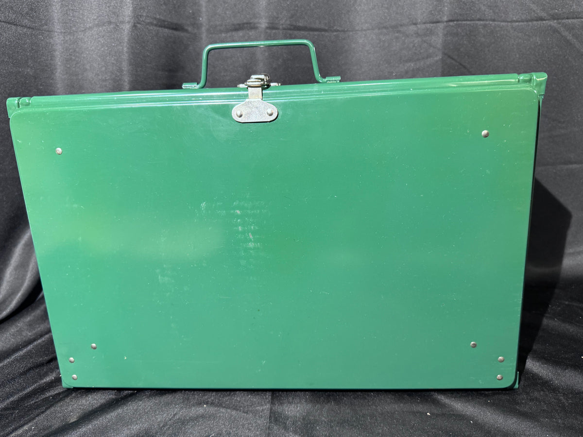 Vintage 1981 Coleman Model 425F 2-Burner Camp Stove with Original Box – Untested