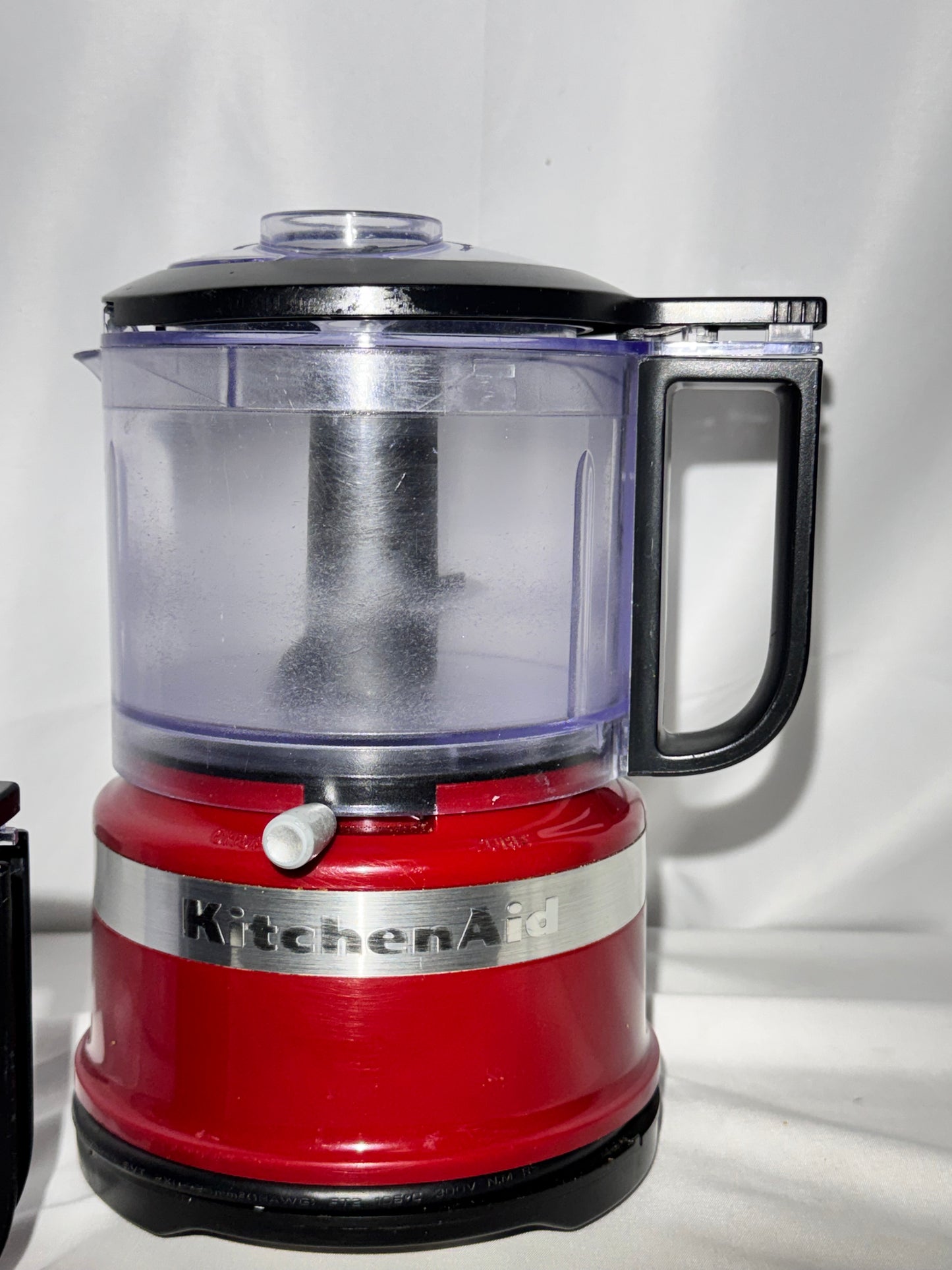 KitchenAid 3.5-Cup Mini Food Chopper – Empire Red (Model KFC3516QER)