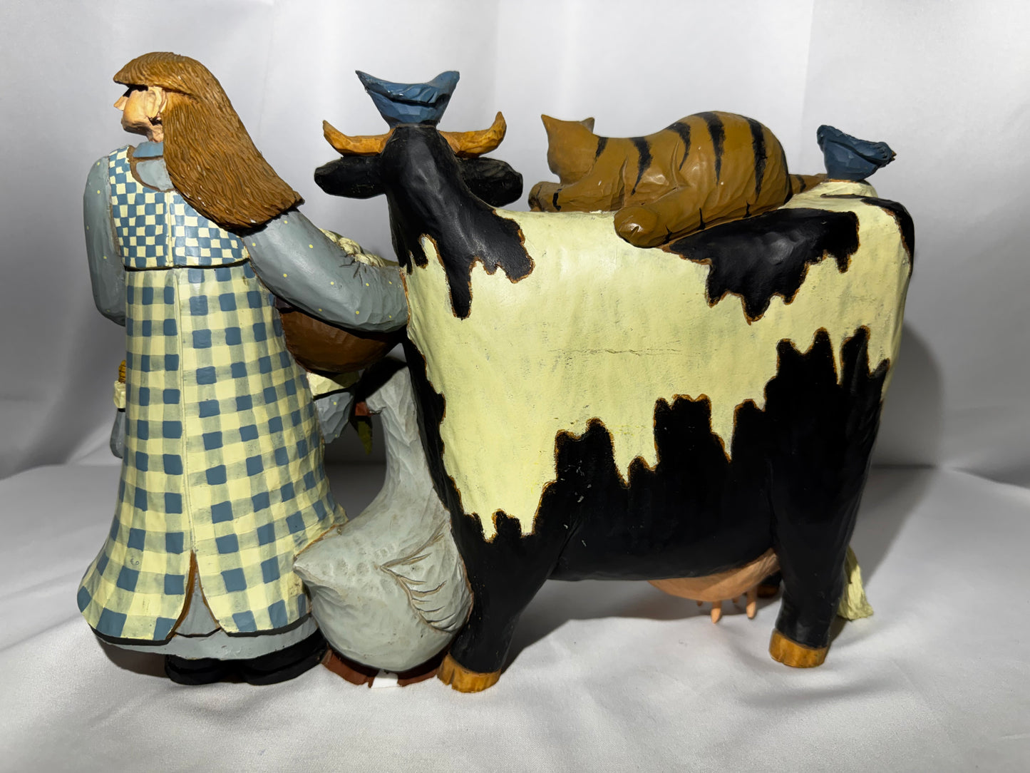 Williraye Studio When The Cows Come Home WW1509 2001 Folk Art Figurine Read