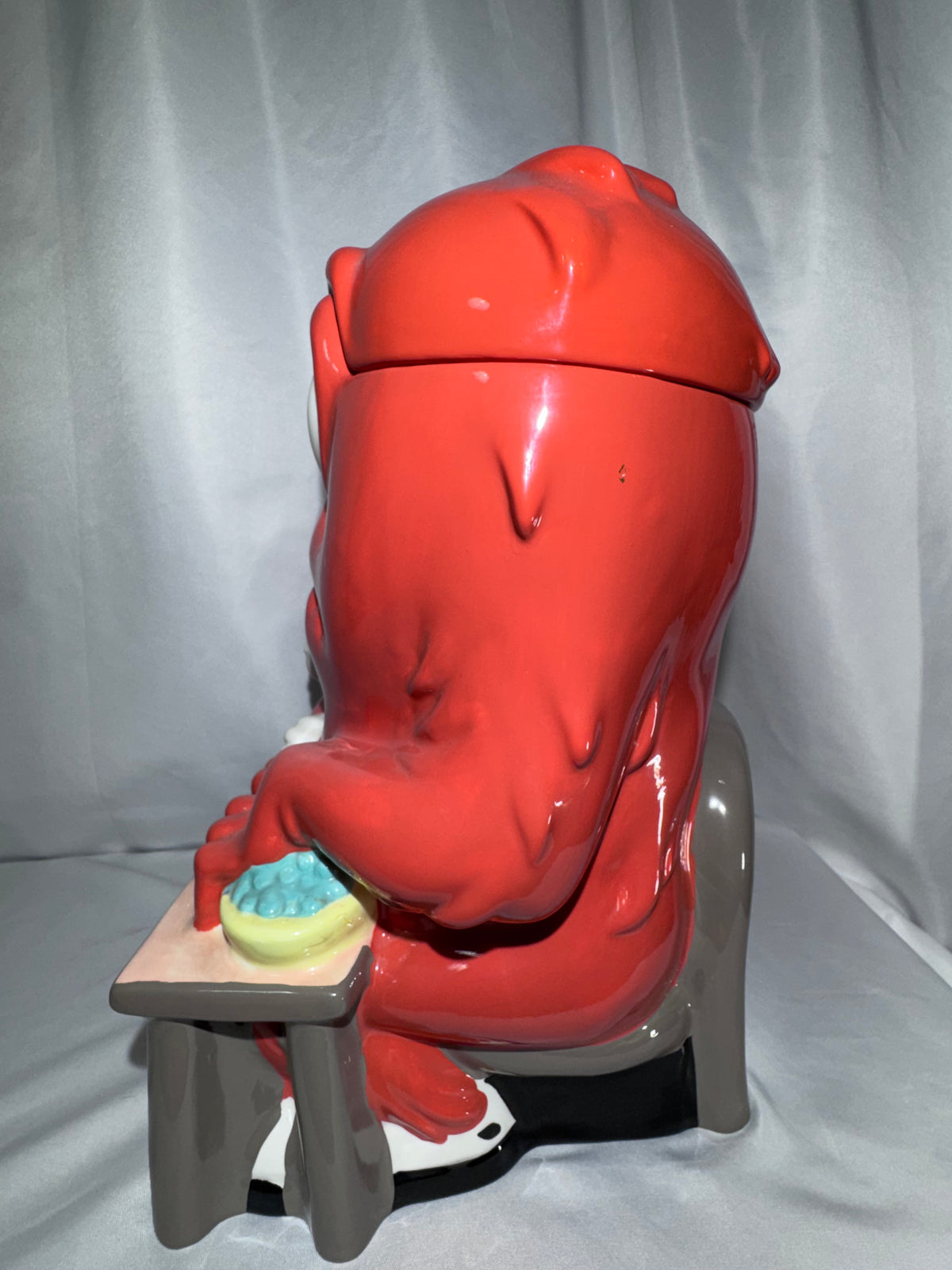 Vintage 1997 Warner Bros. Studio Store Bugs Bunny & Gossamer Cookie Jar – Original Box