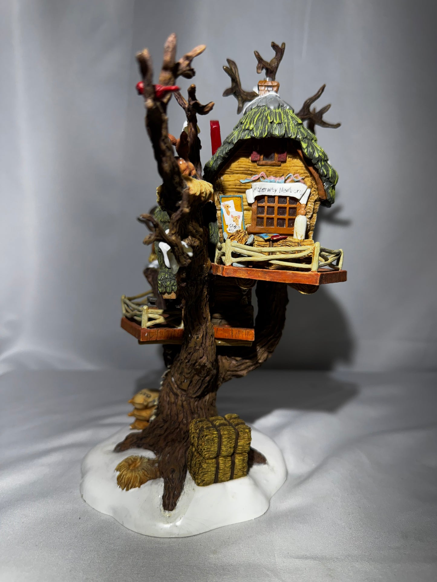 Department 56 North Pole Woods “Reindeer Care & Repair” Lit Building – Item #56.56882