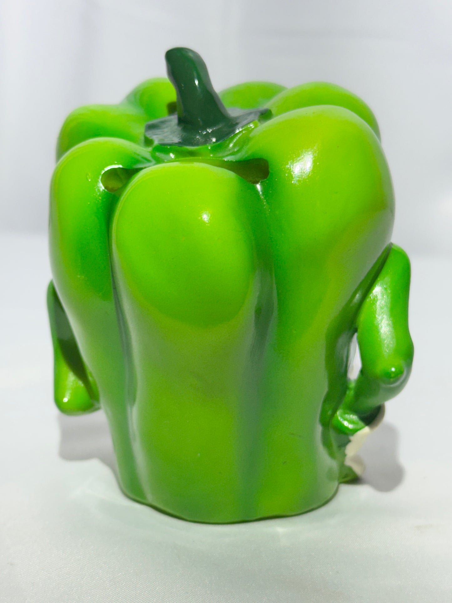 Giggling Groceries Green Bell Pepper Coin Bank – Plastic Resin