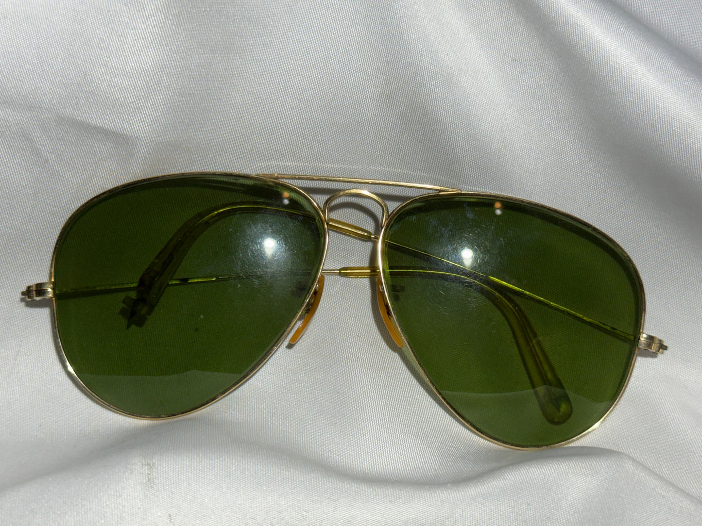 Vintage B&L Ray-Ban Aviator Sunglasses Green Glass Lens 12K GF w/ Original Case