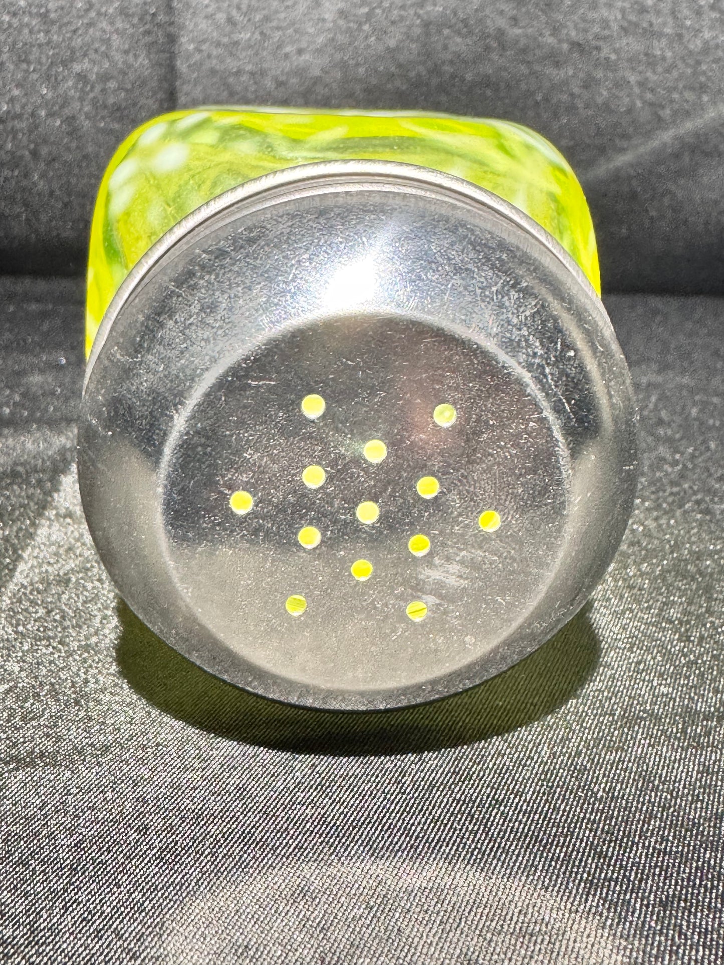 Vintage Daisy & Fern Square Shaker – Uranium Glass