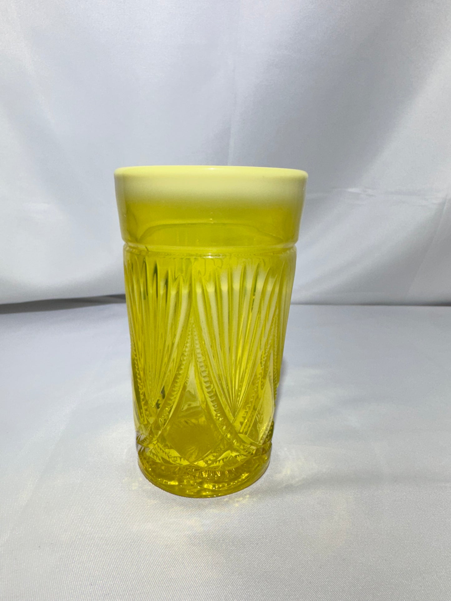 ✨ Primrose Pearline Uranium Glass Davidson Tumbler ✨