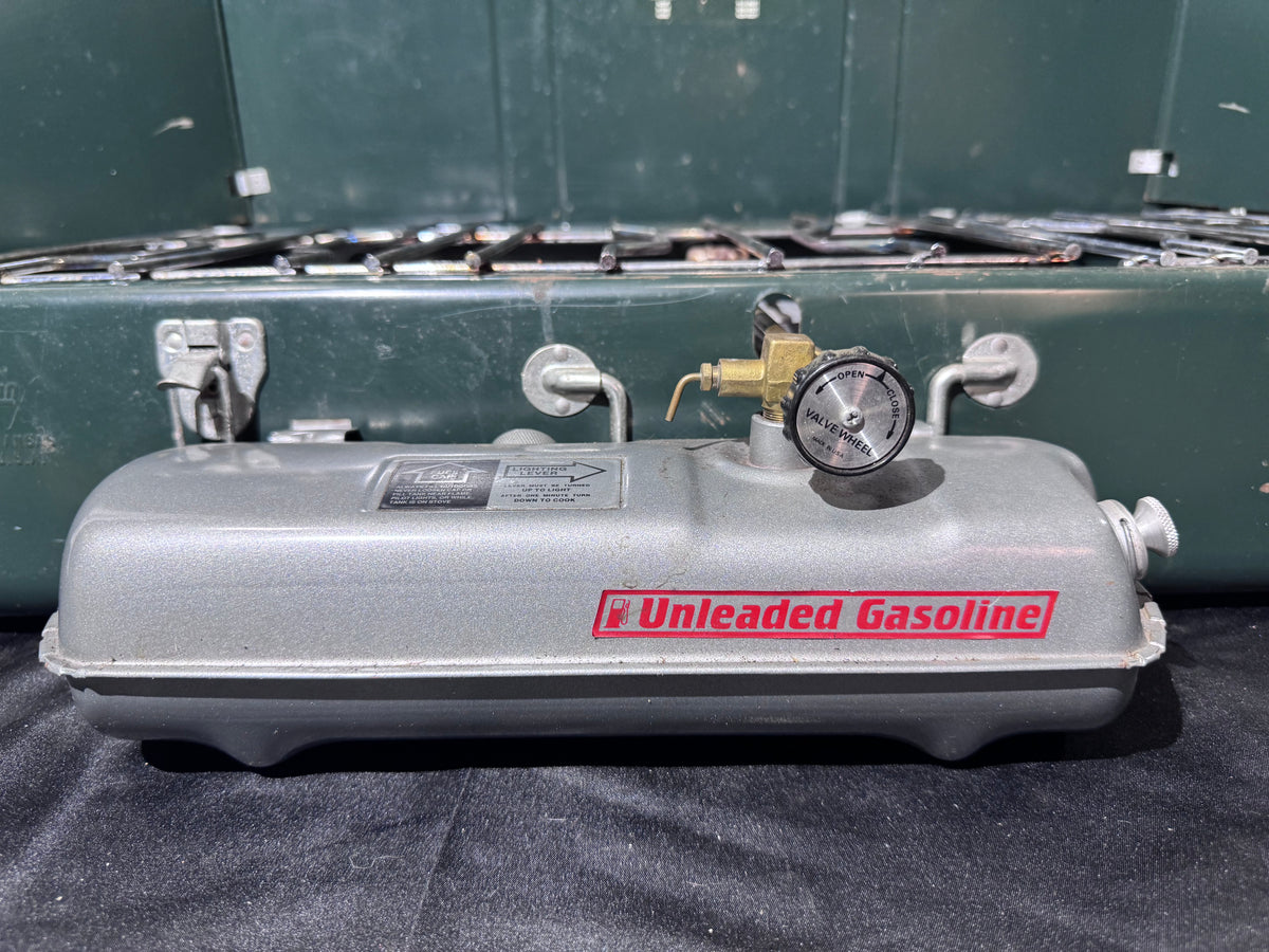 Vintage Coleman 426E 3-Burner Camp Stove – May 1986 – Made in USA