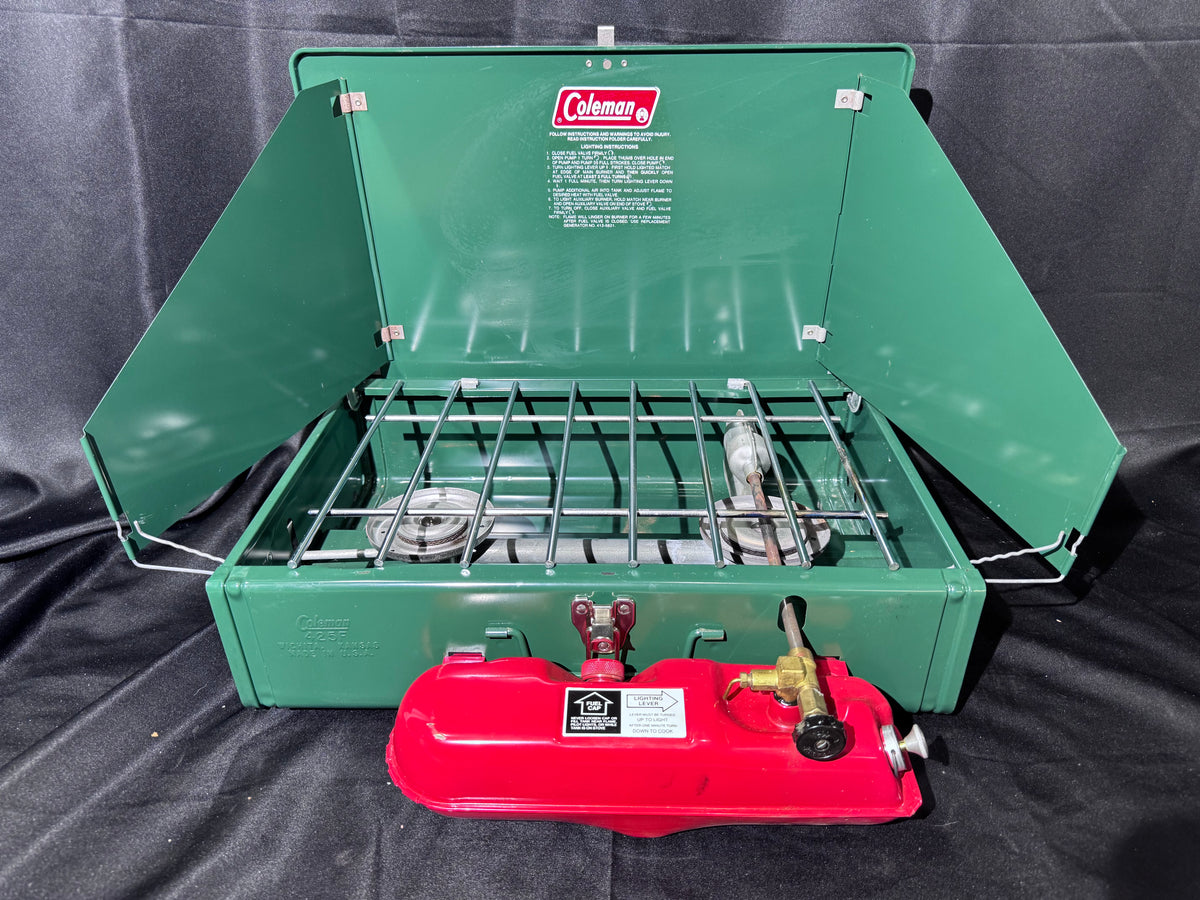 Vintage 1981 Coleman Model 425F 2-Burner Camp Stove with Original Box – Untested