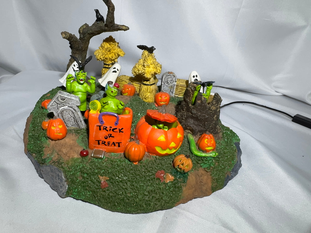 Lemax Spooky Town Playful Spirits Table Accent 2007 – AS-IS