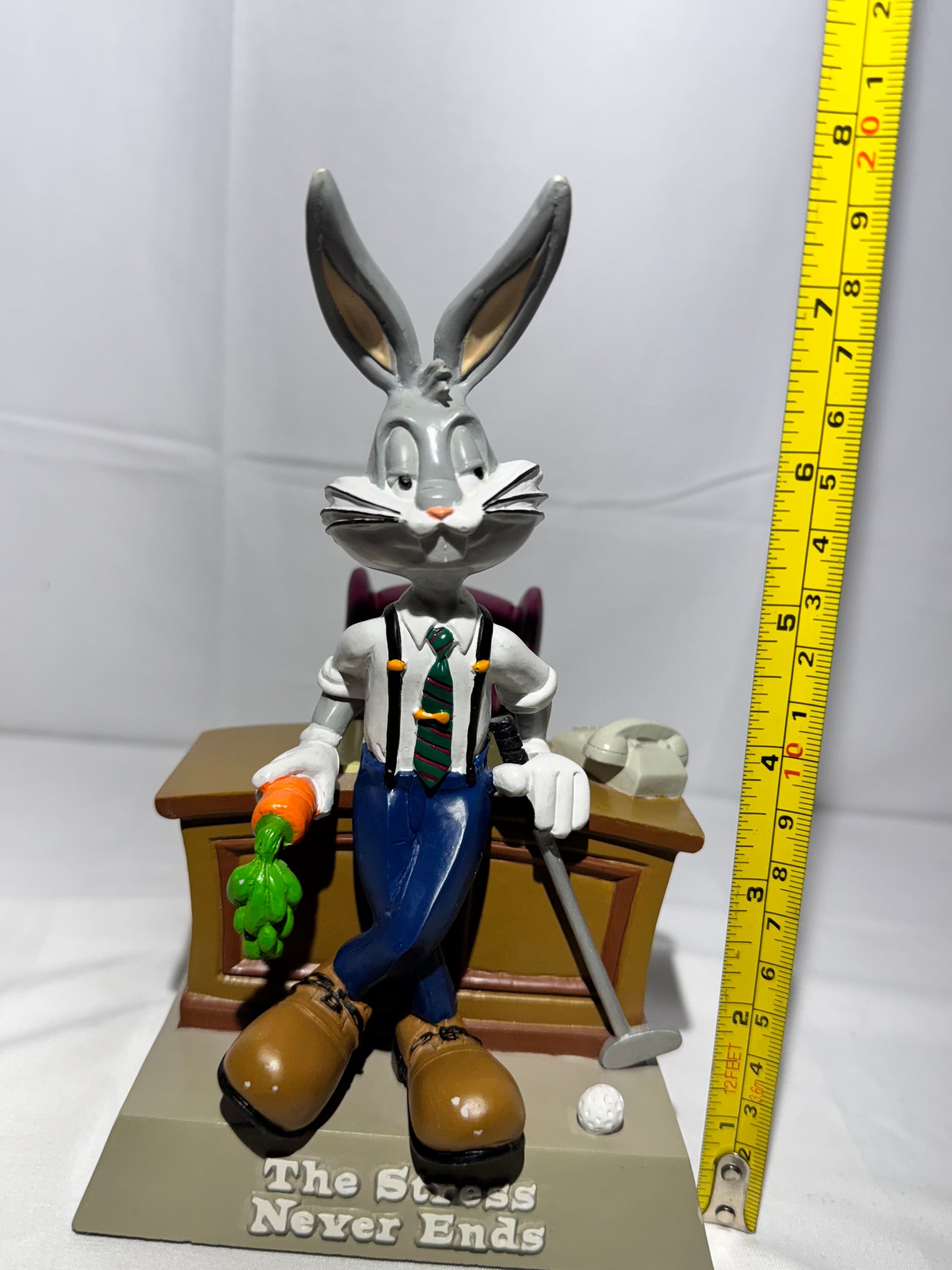 Looney Tunes Warner Bros. Bugs Bunny Statue “The Stress Never Ends” Desk Scene 1990s