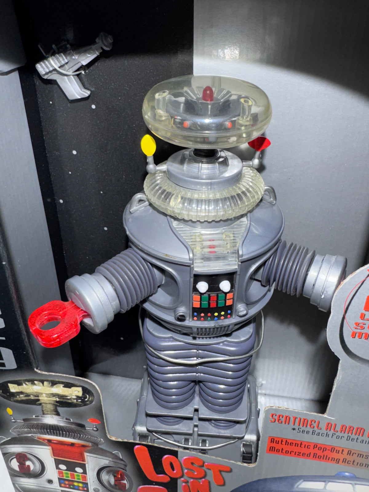 1997 Trendmasters Lost in Space Robot B-9 Electronic Action Figure – Classic Series – Original Box