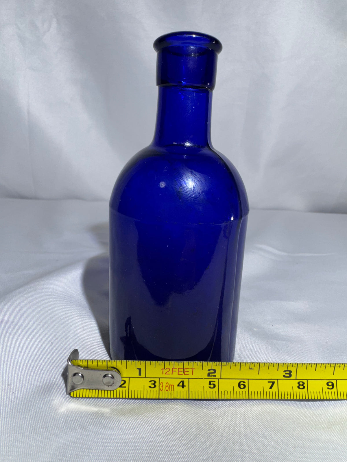 Vintage Cobalt Blue Glass Apothecary Medicine Bottle – Unmarked – 5 Inches Tall