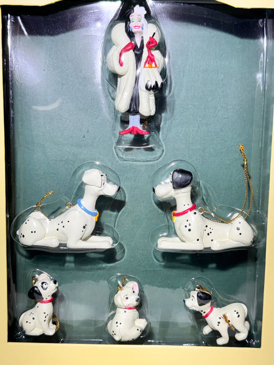 Disney 101 Dalmatians Storybook Ornament Collection – Boxed Set (6 Pieces)