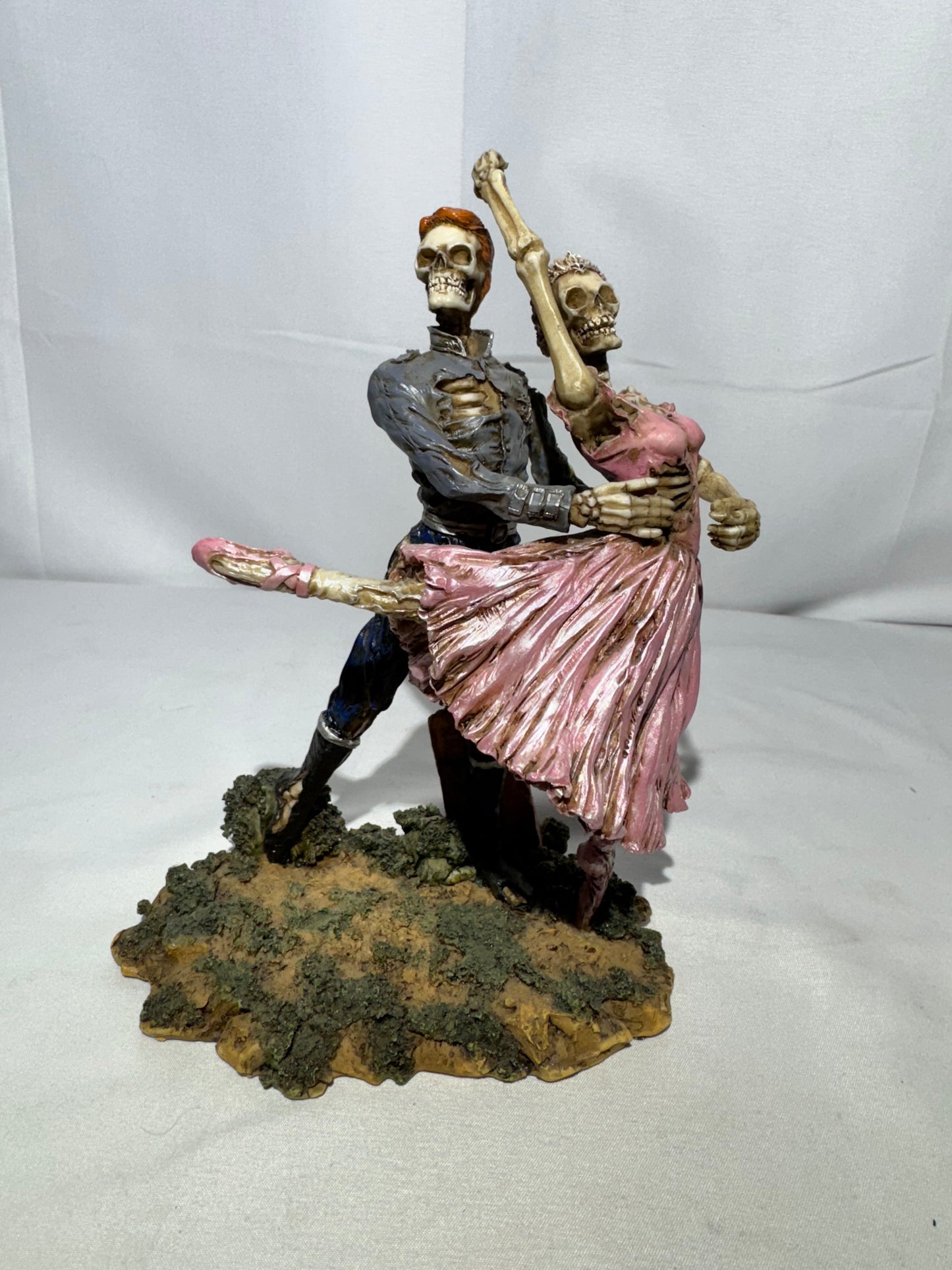 The Skull Collection – Ballet Dancing Skeletons Sculpture by Summit Collection