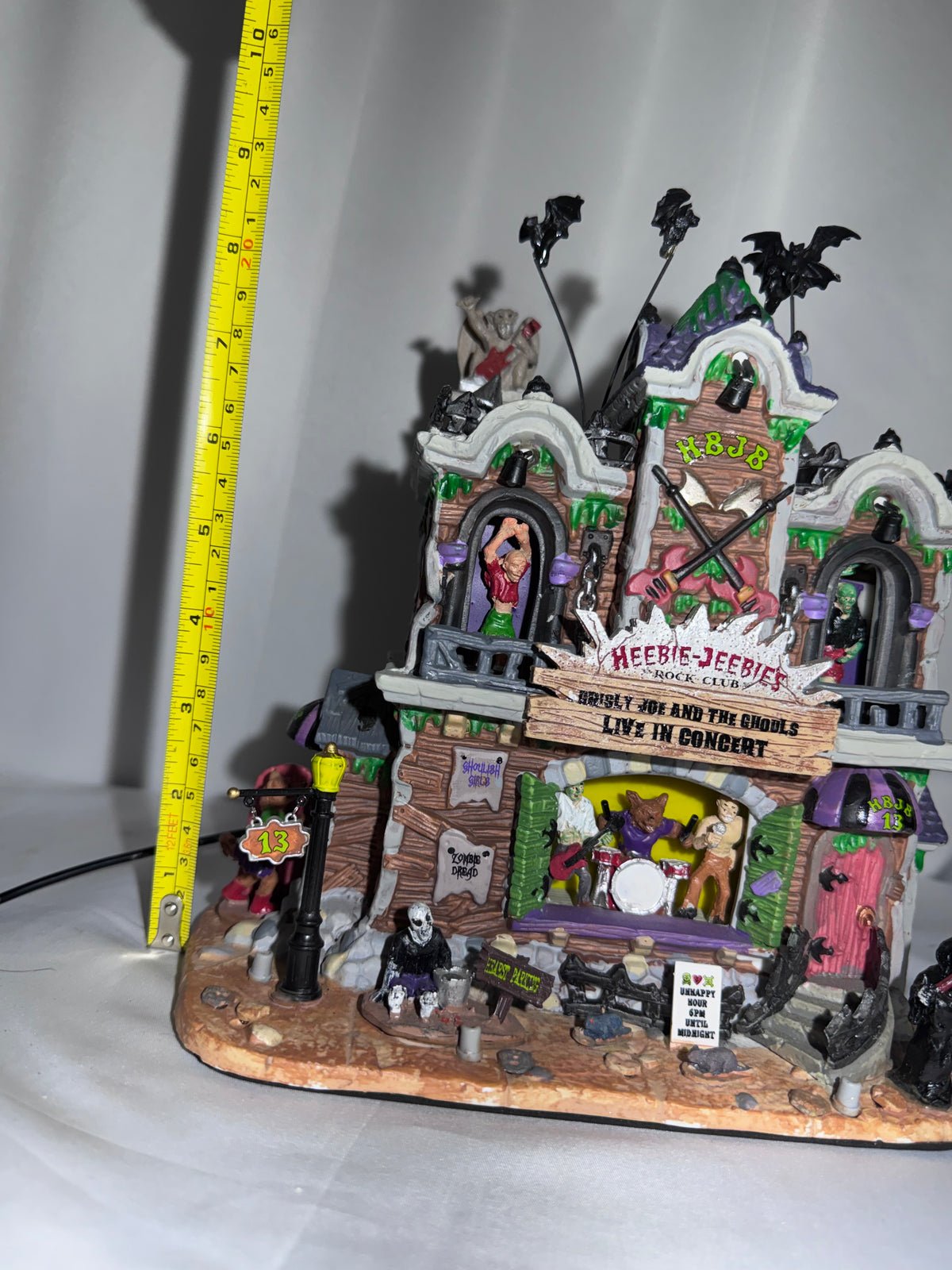 Lemax Spooky Town Heebie-Jeebies Rock Club #25324 – Retired 2012 Halloween Village