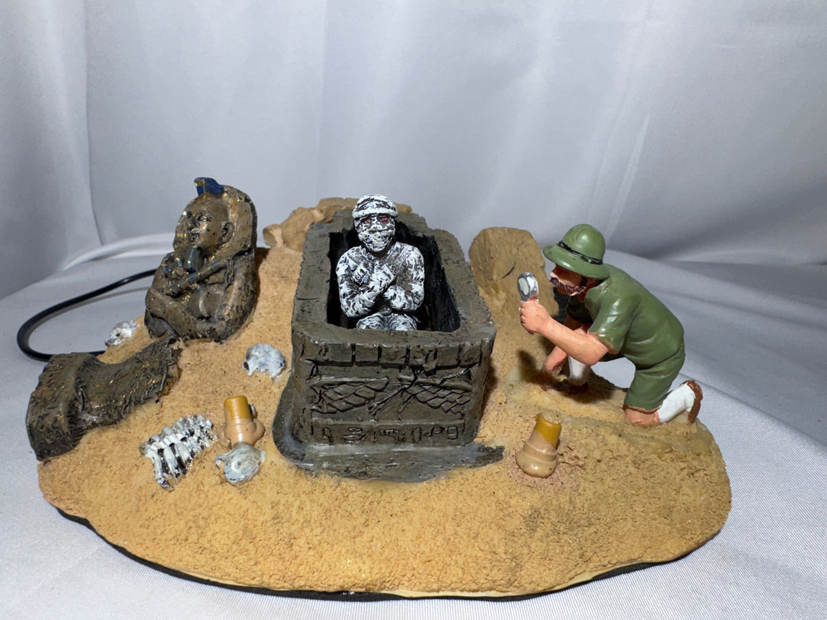 LEMAX Spooky Town The Mummy’s Tomb – 2007 Retired Halloween Village