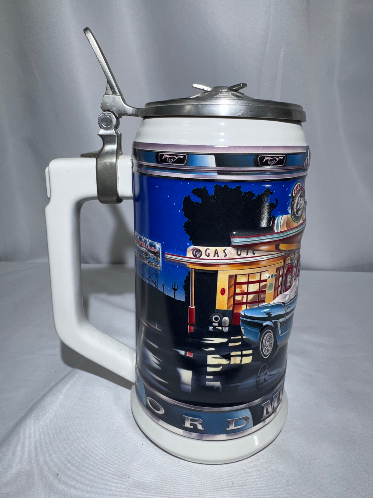 Budweiser 1964 1/2 Ford Mustang Convertible Beer Stein – Classic Car Series – 2000 – Box & COA