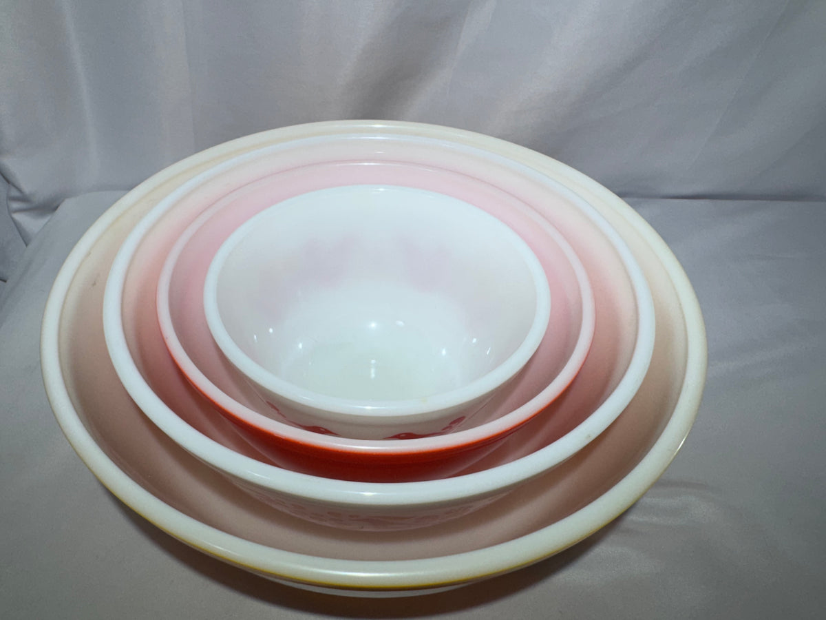 Vintage Pyrex Friendship Mixing Bowl Set of 4 401 402 403 404 Red Orange Roosters