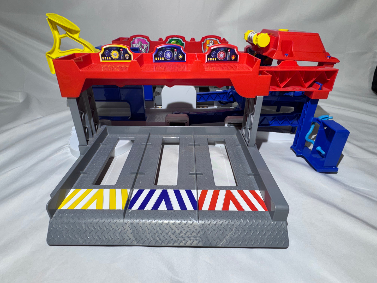 PAW Patrol Big Truck Pups Truck Stop HQ Playset – Complete Crew & Trucks