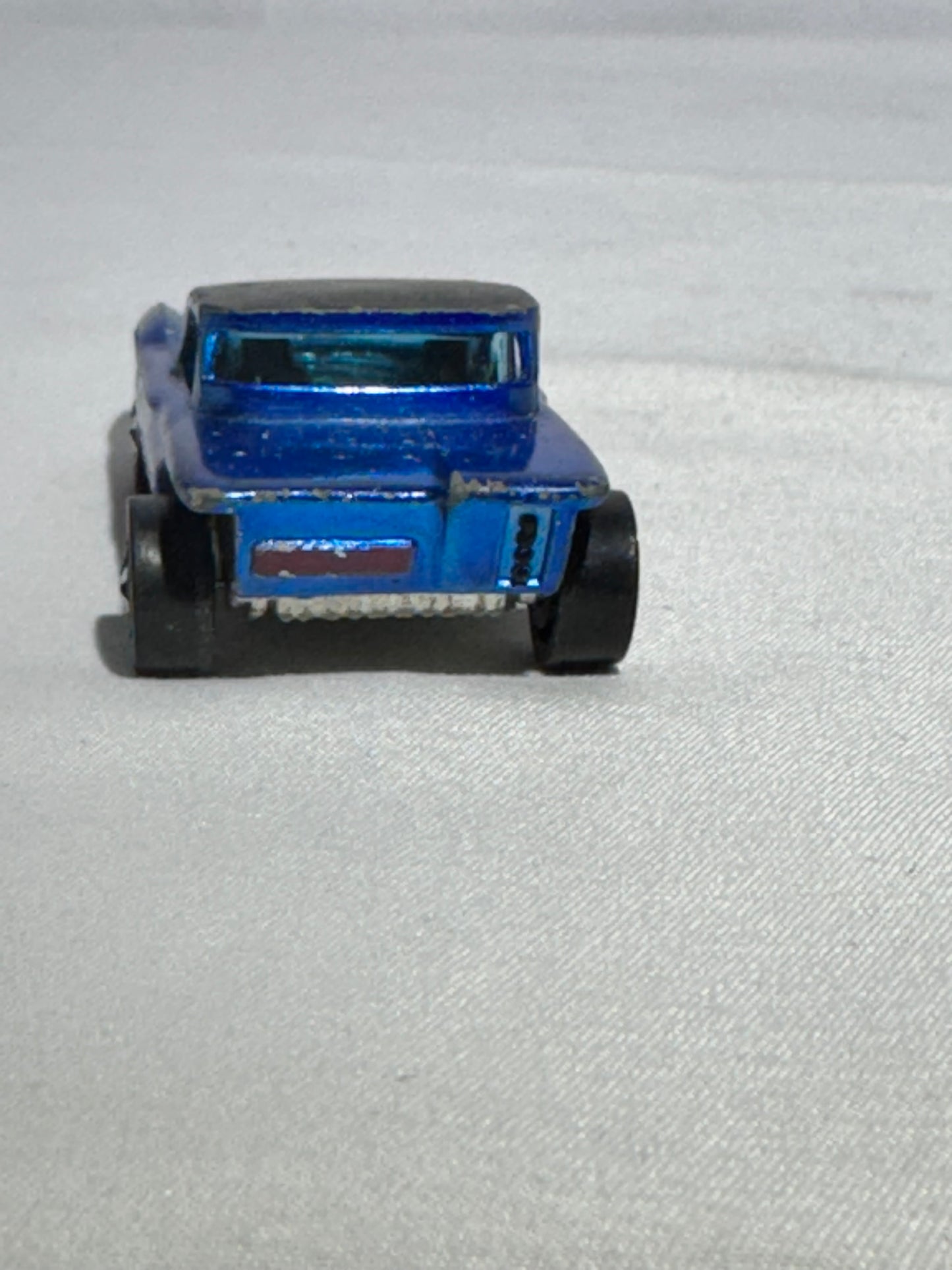 Hot Wheels Python – 1968 Redline – Blue – Sweet 16 Series