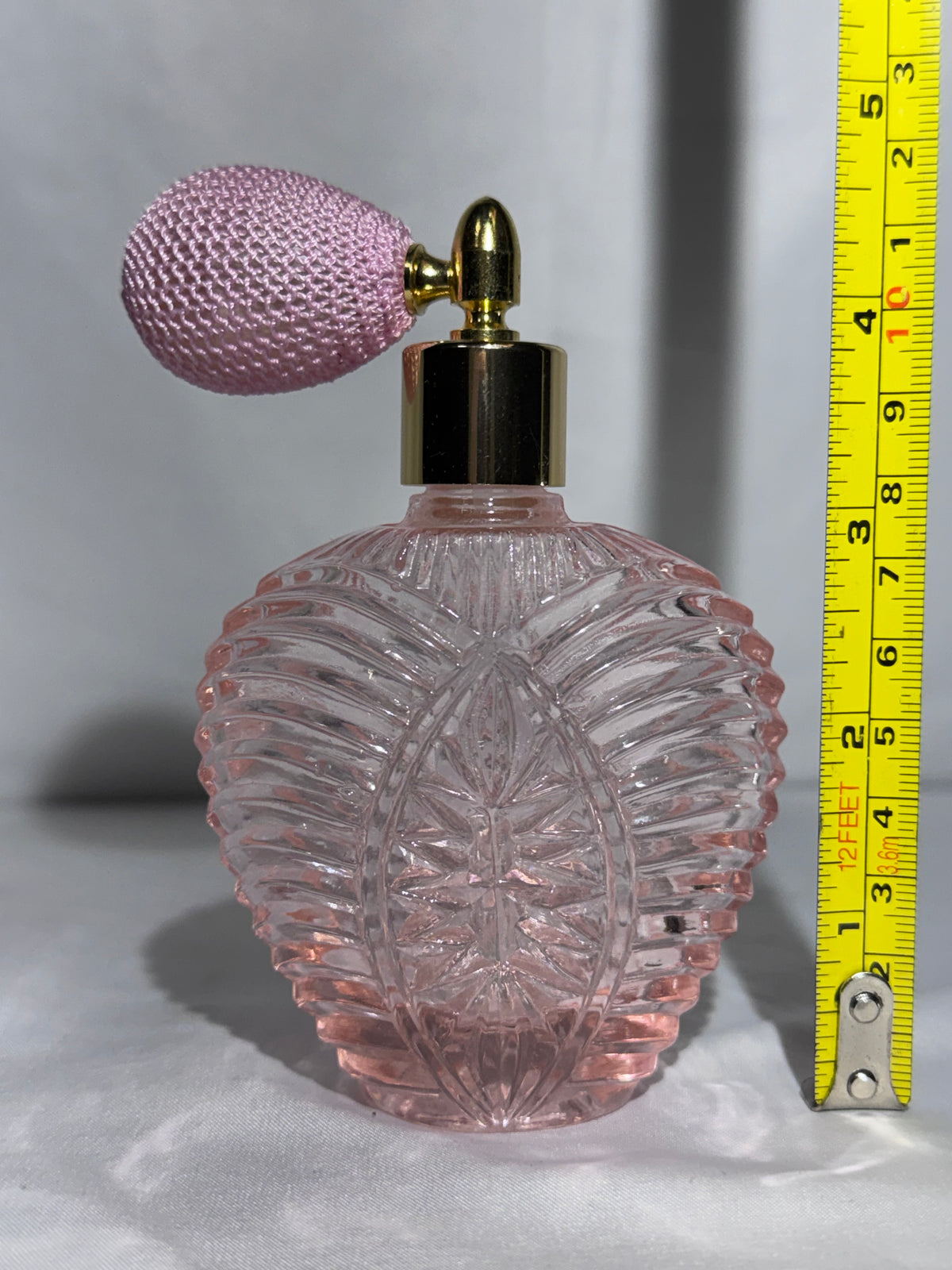 Vintage Pink Glass Perfume Atomizer Bottle Ribbed Faceted Design Gold Tone Sprayer