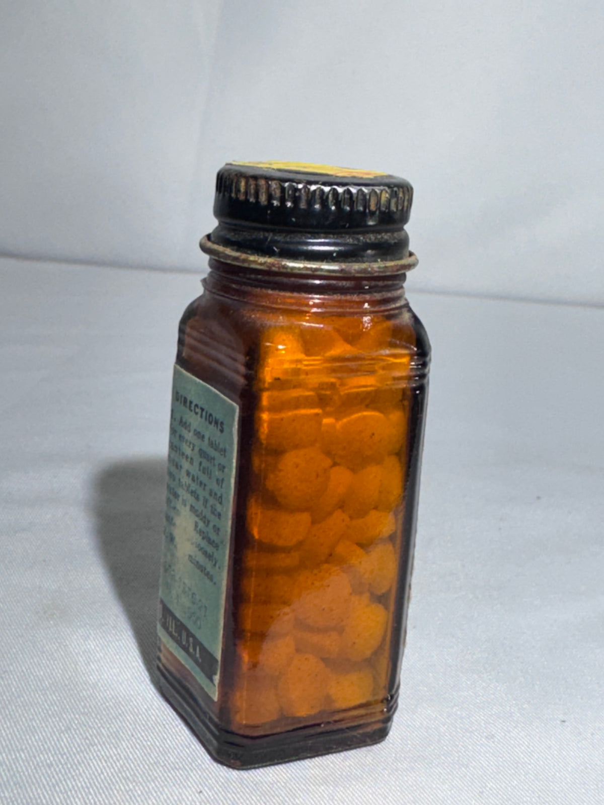 Vintage U.S. Military Halazone Water Purification Tablet Bottle – WWII/Korean War Era