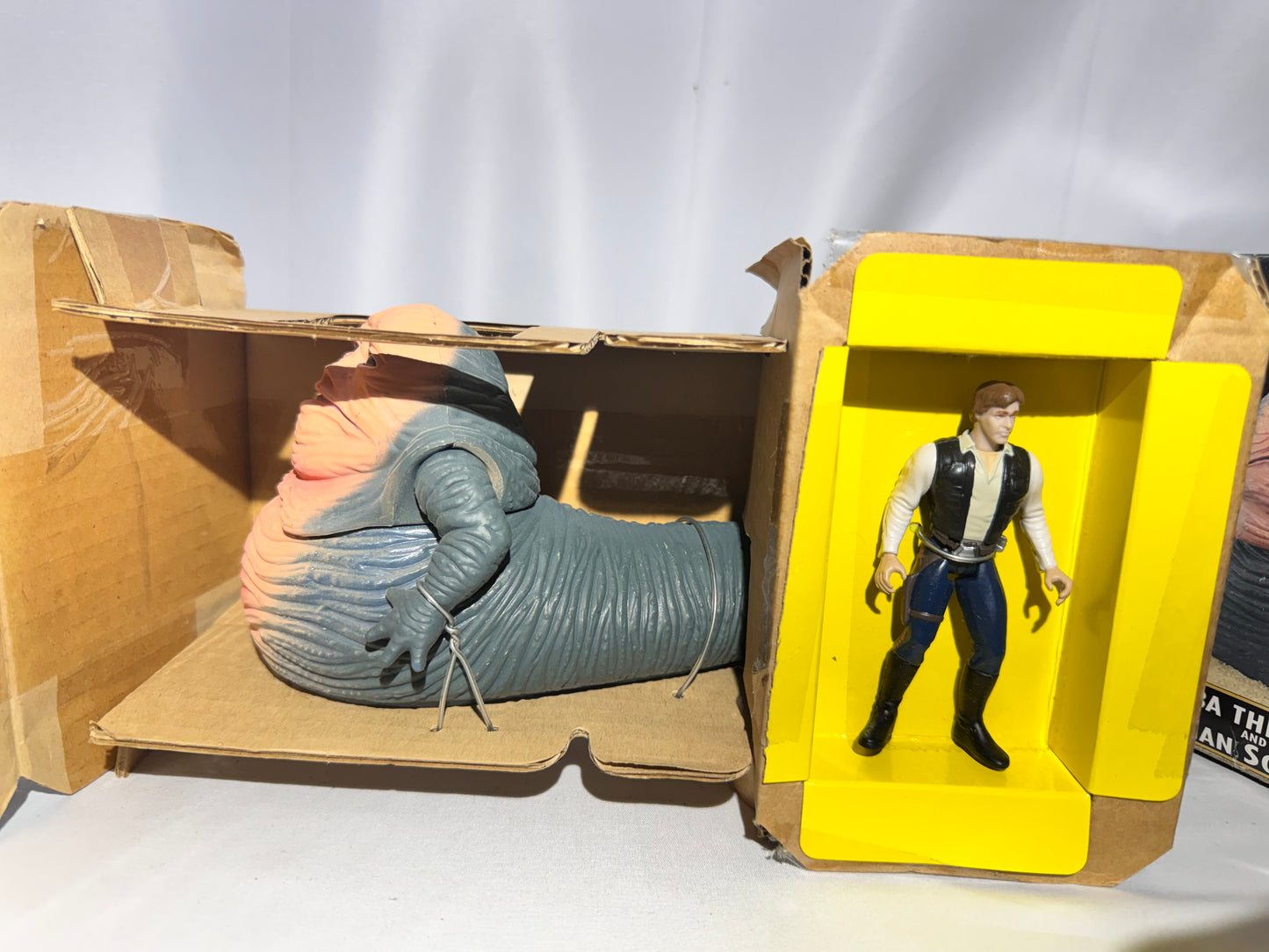 Vintage 1997 Kenner Star Wars: The Power of the Force – Jabba the Hutt & Han Solo Action Figure Set