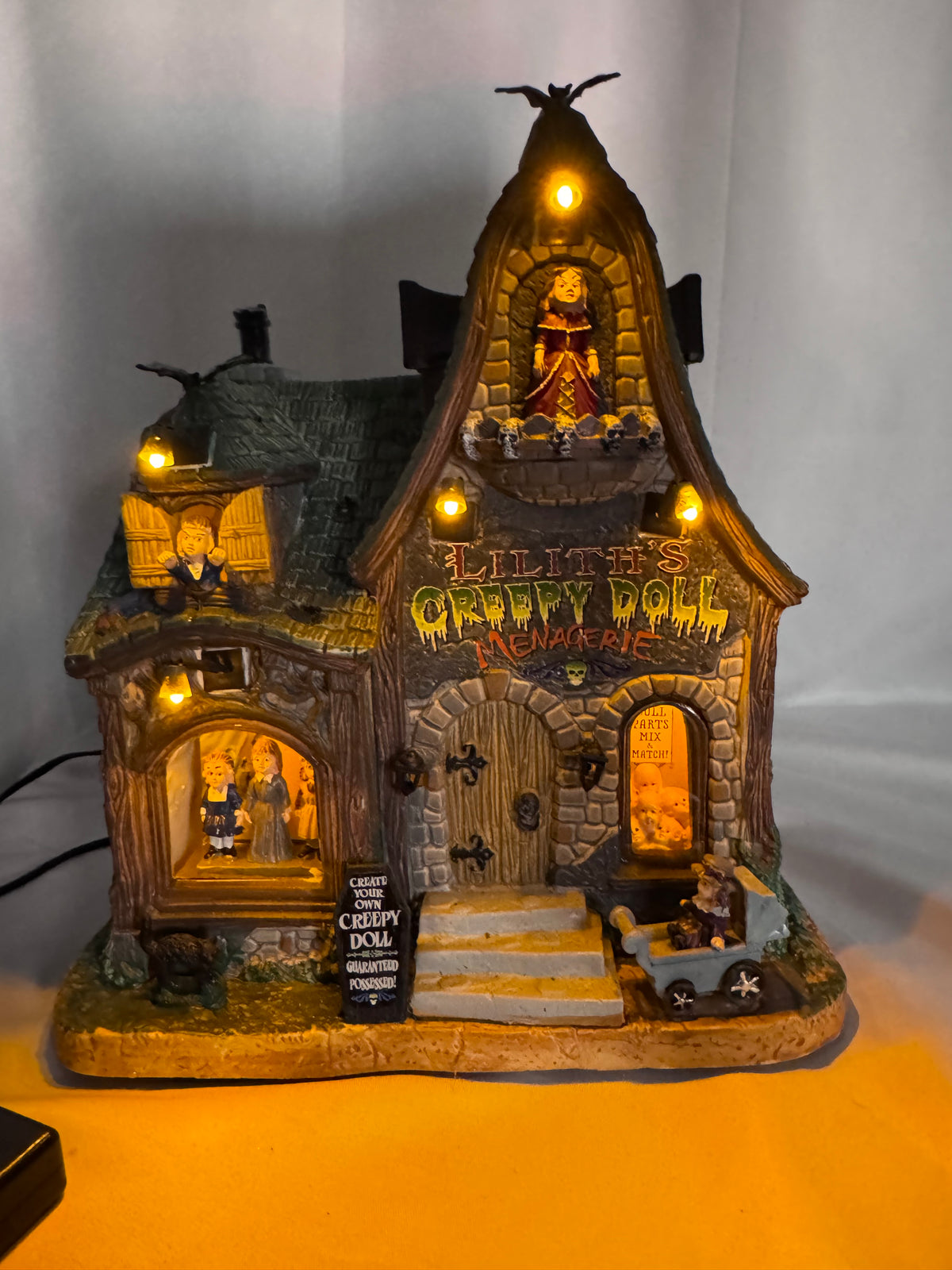 Lemax Spooky Town Creepy Doll Shop – SKU #65071 – Retired Halloween Village Building