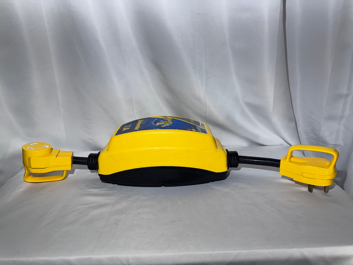 Camco Power Grip Power Defender 30-Amp Voltage Protector – Tested & Working