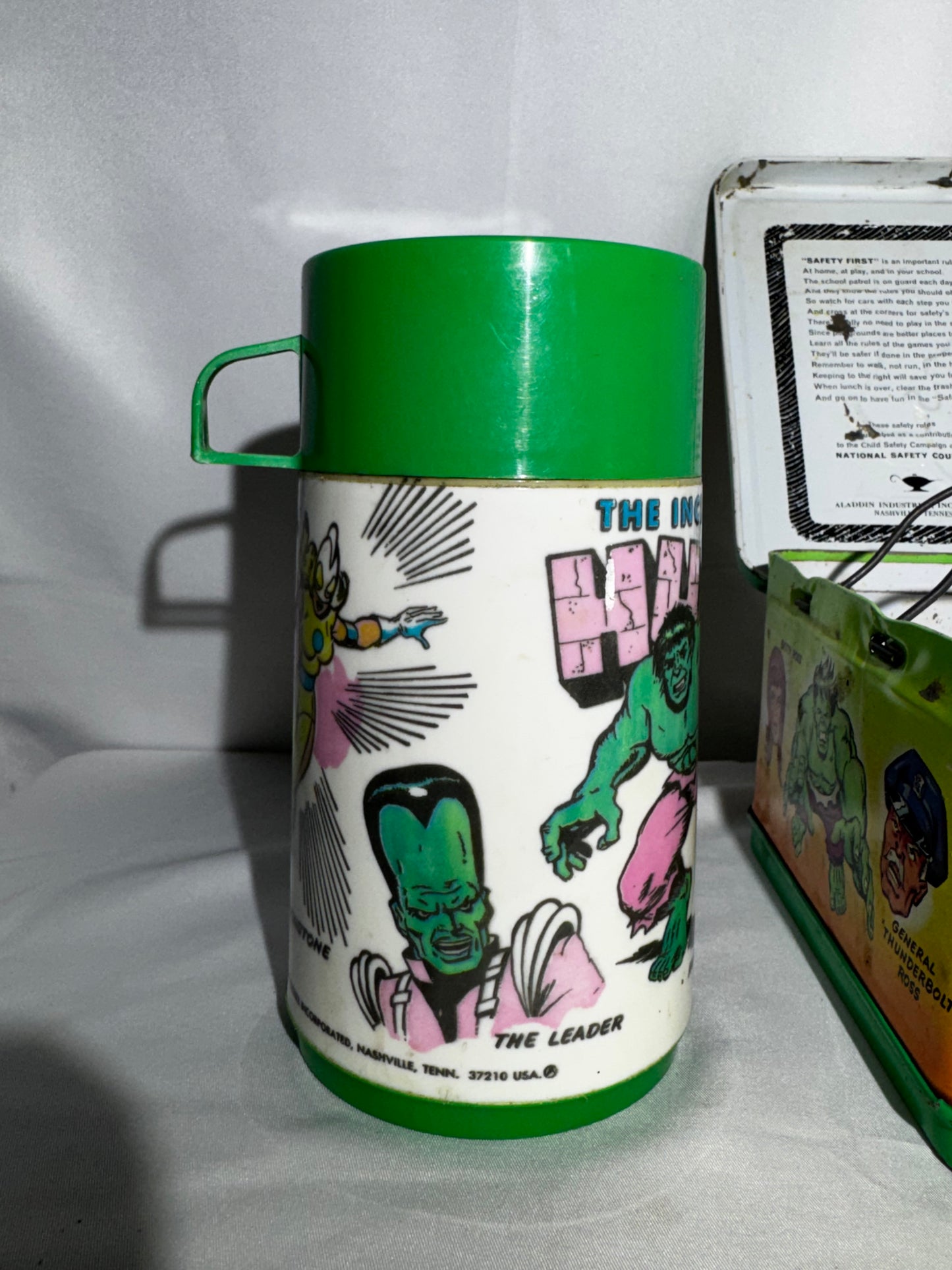 Vintage 1978 Aladdin The Incredible Hulk Metal Lunch Box w/ Original Thermos